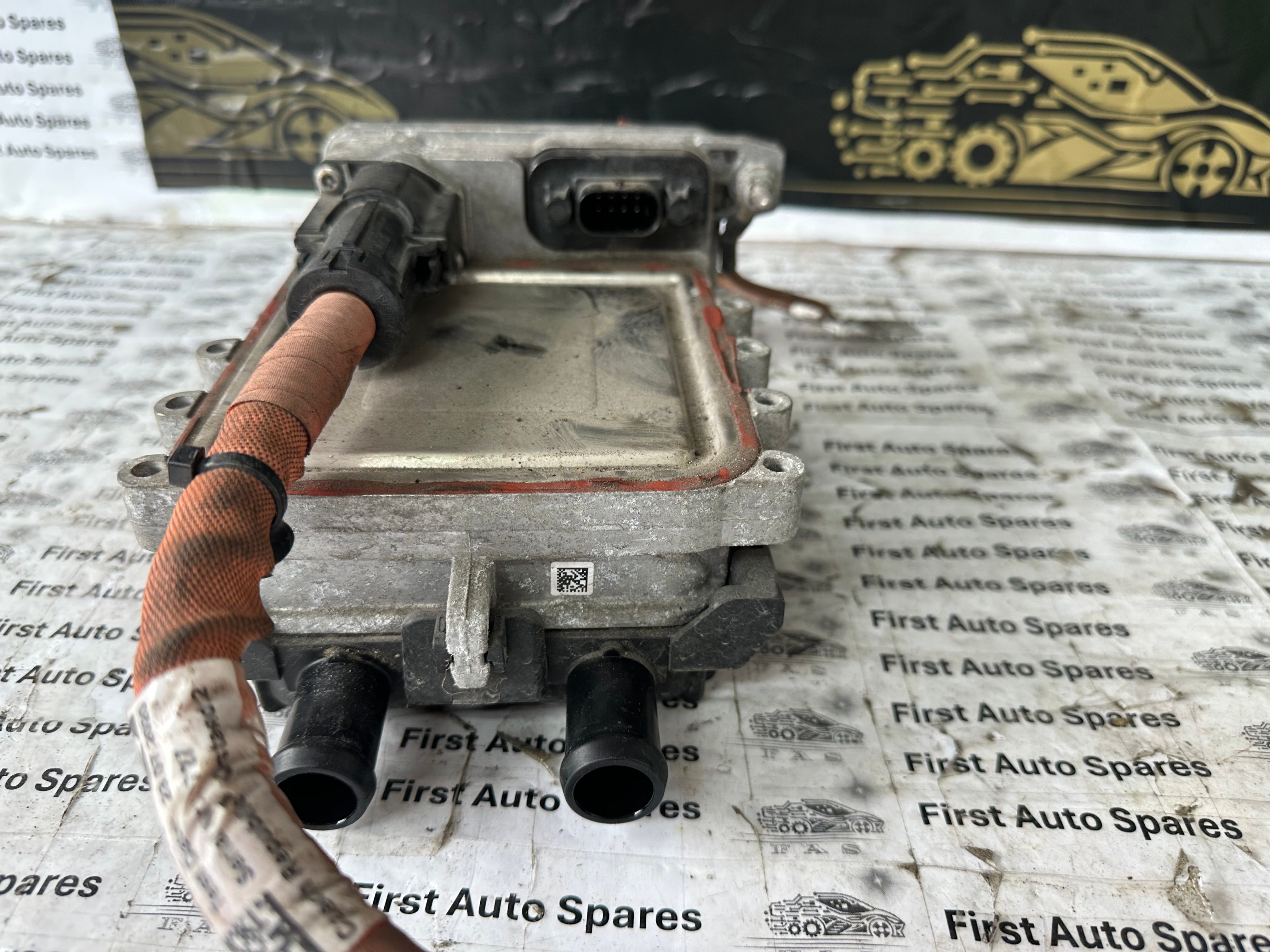 Mercedes-Benz Sprinter Electric Coolant Heater (A0008357300)