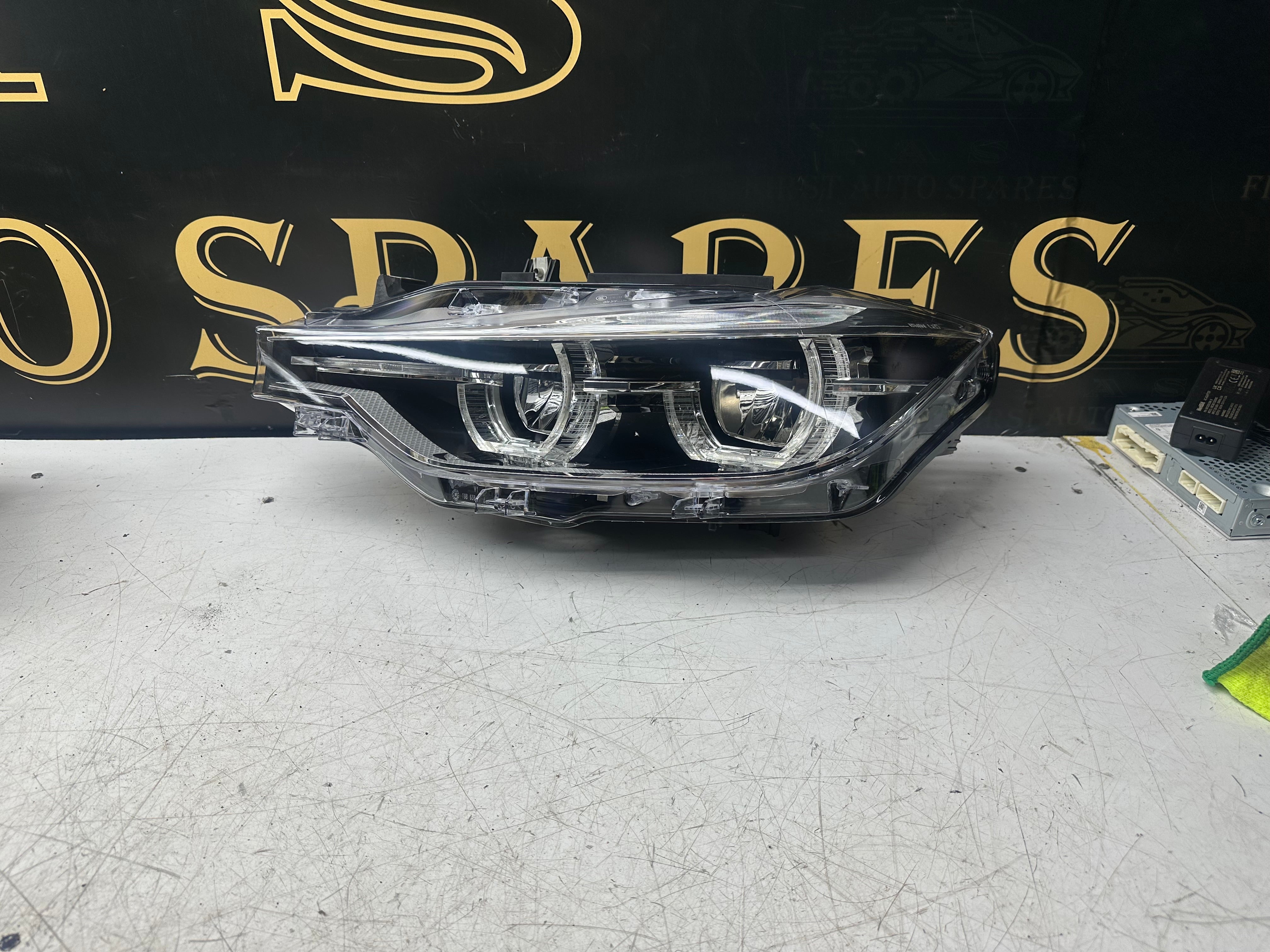 BMW 3 Series F30 / F31 2015–2019 LCI LED Headlight Passenger Side (7419631-04)