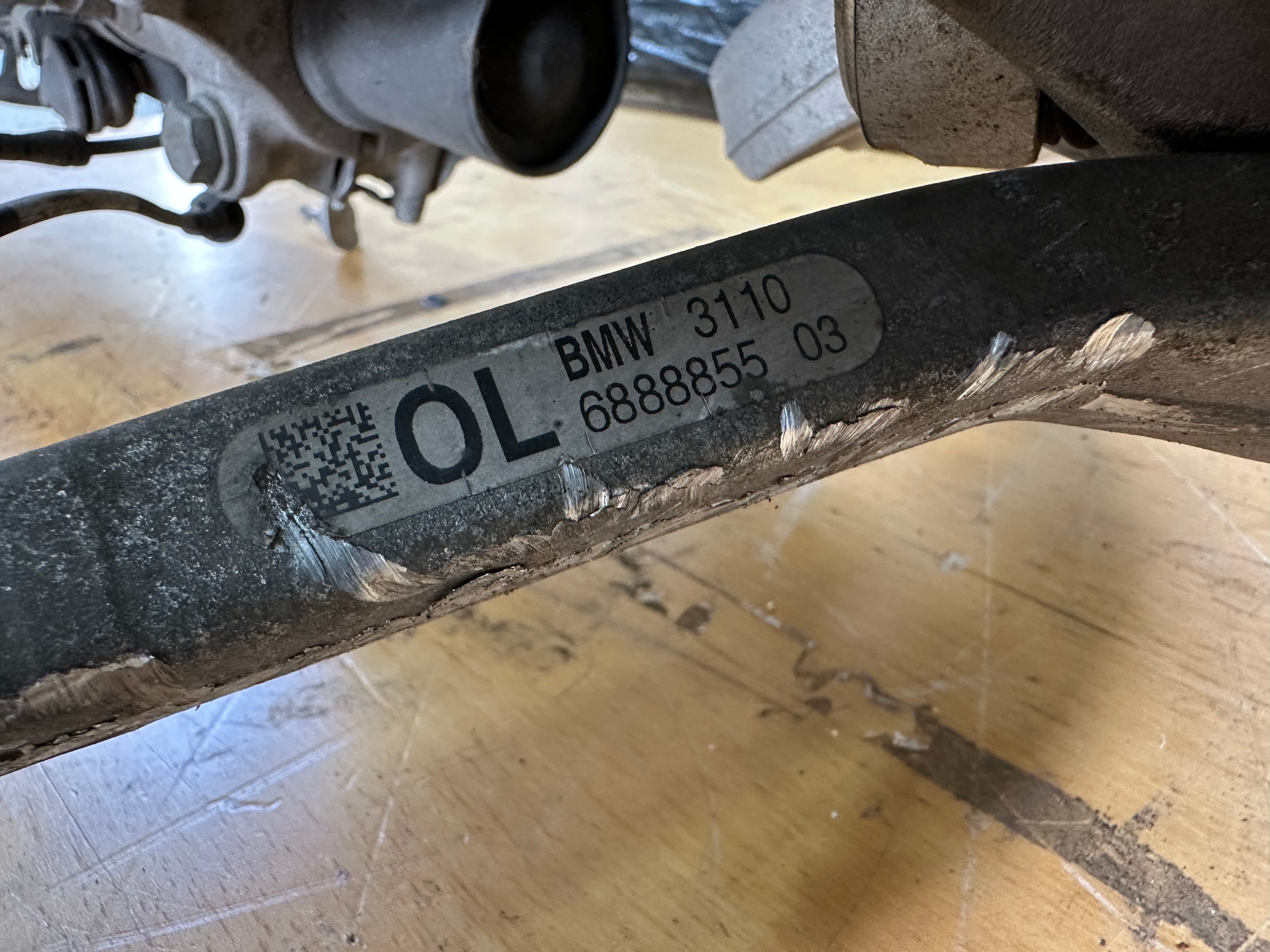 BMW 3 2019–24 Left Side Front Suspension Leg Complete M Sport (6891169 / 10817611)