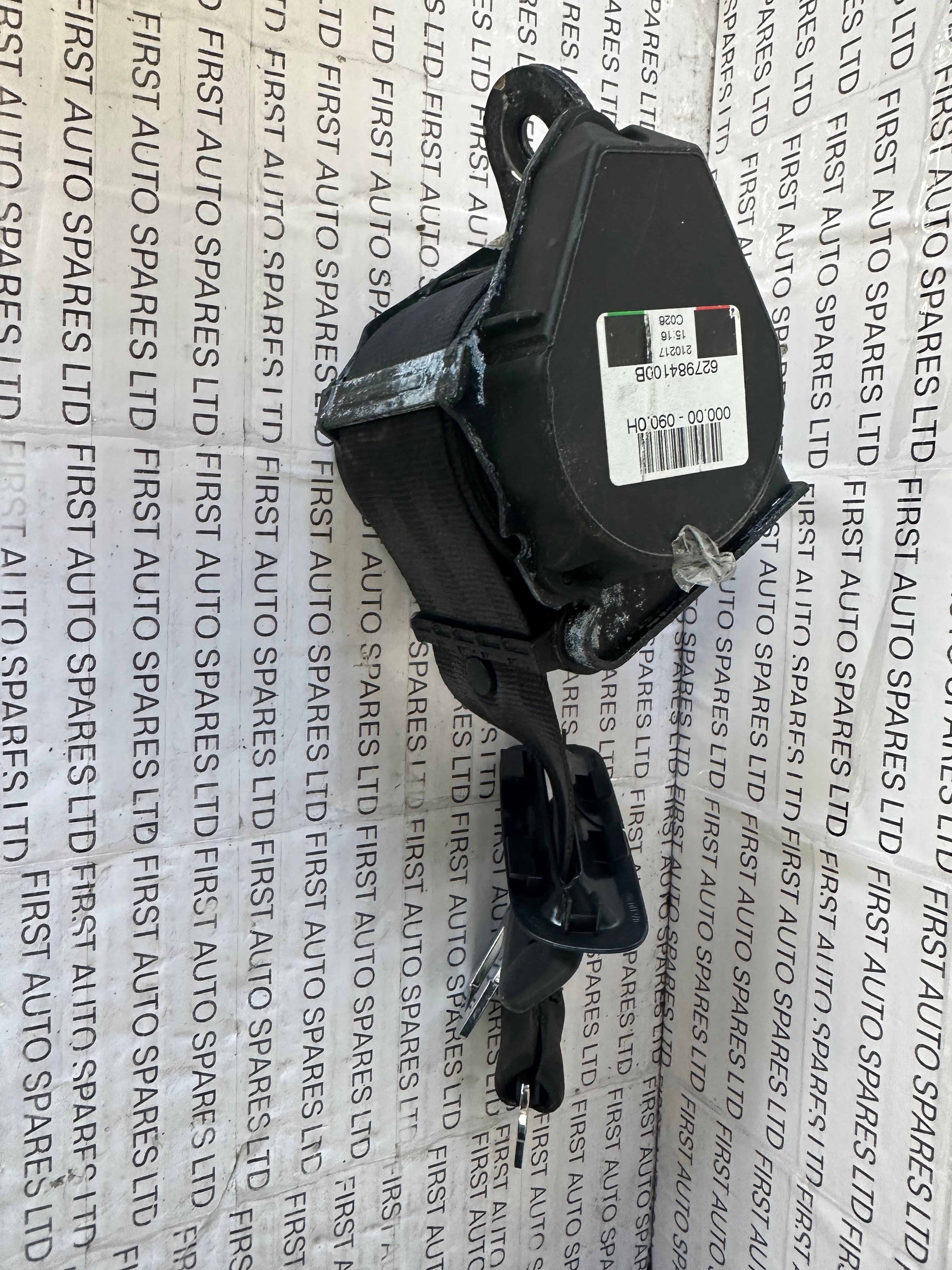 Jaguar XE 2018 Rear Centre Seat Belt (627984100B)