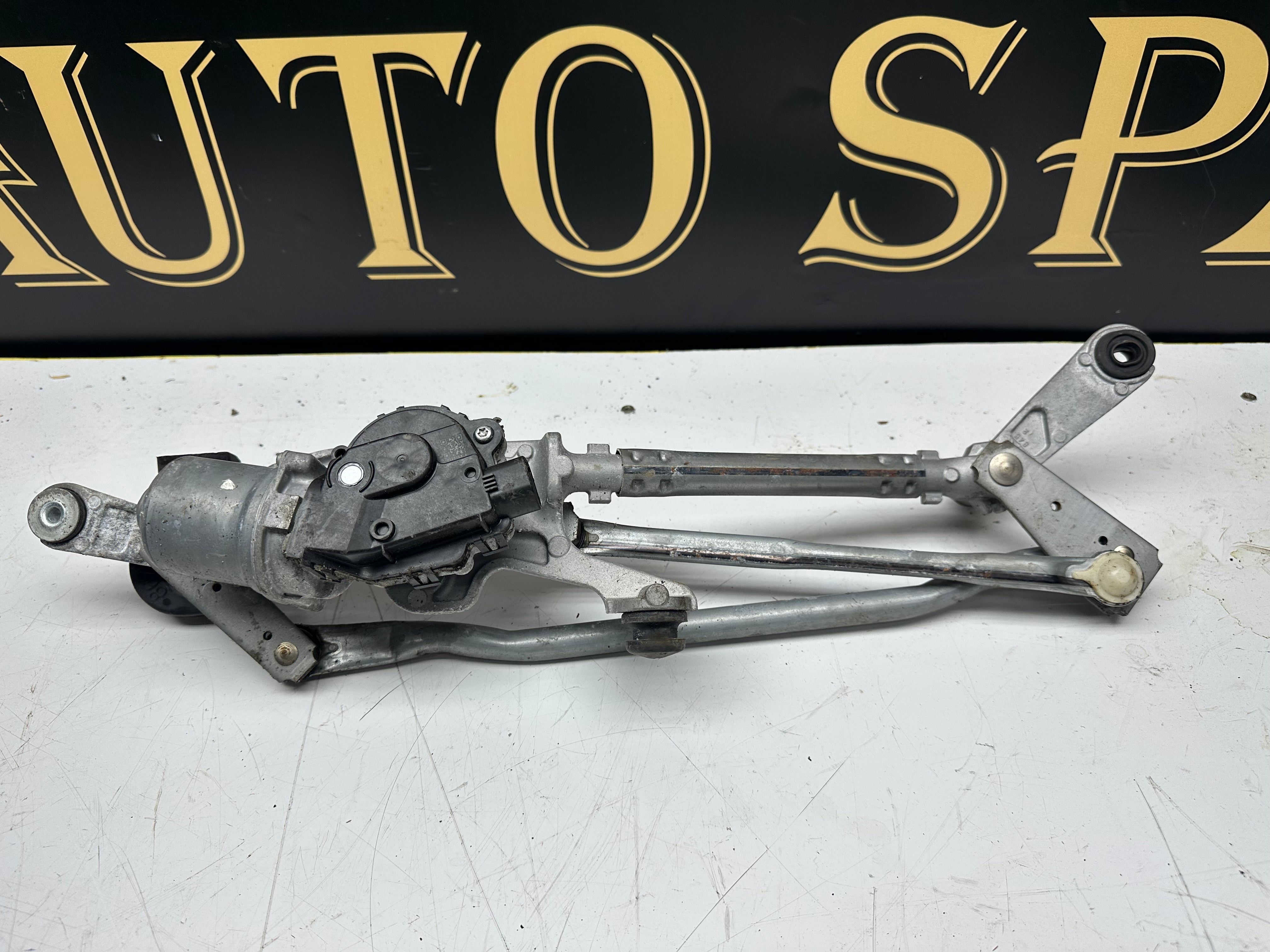Toyota C-HR 2023 & Front Wiper Motor & Linkage (85110-F4020) (159300-7750)