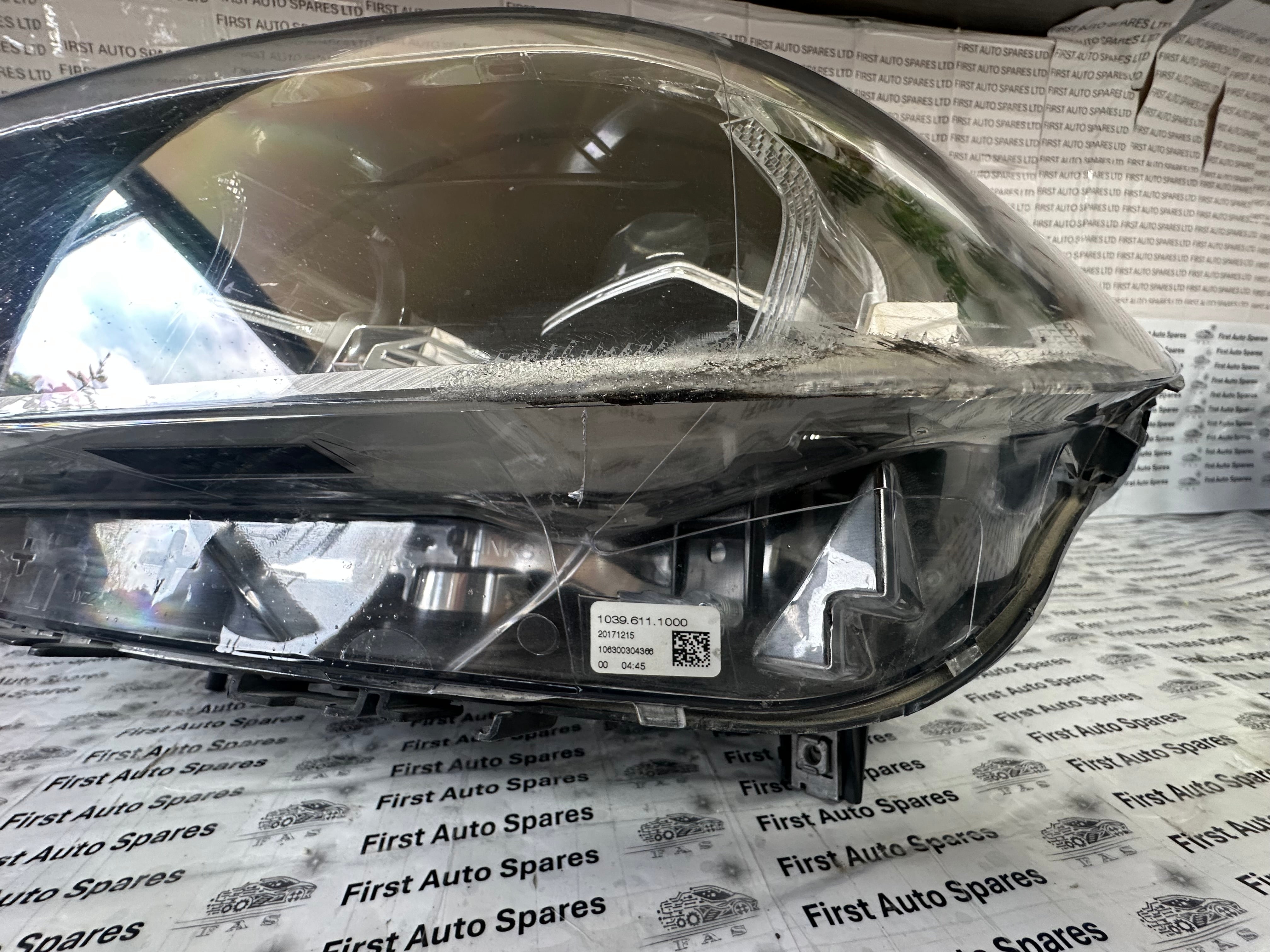 BMW 5 Series G30 G31 Adaptive LED Headlight Left (7439209-01)