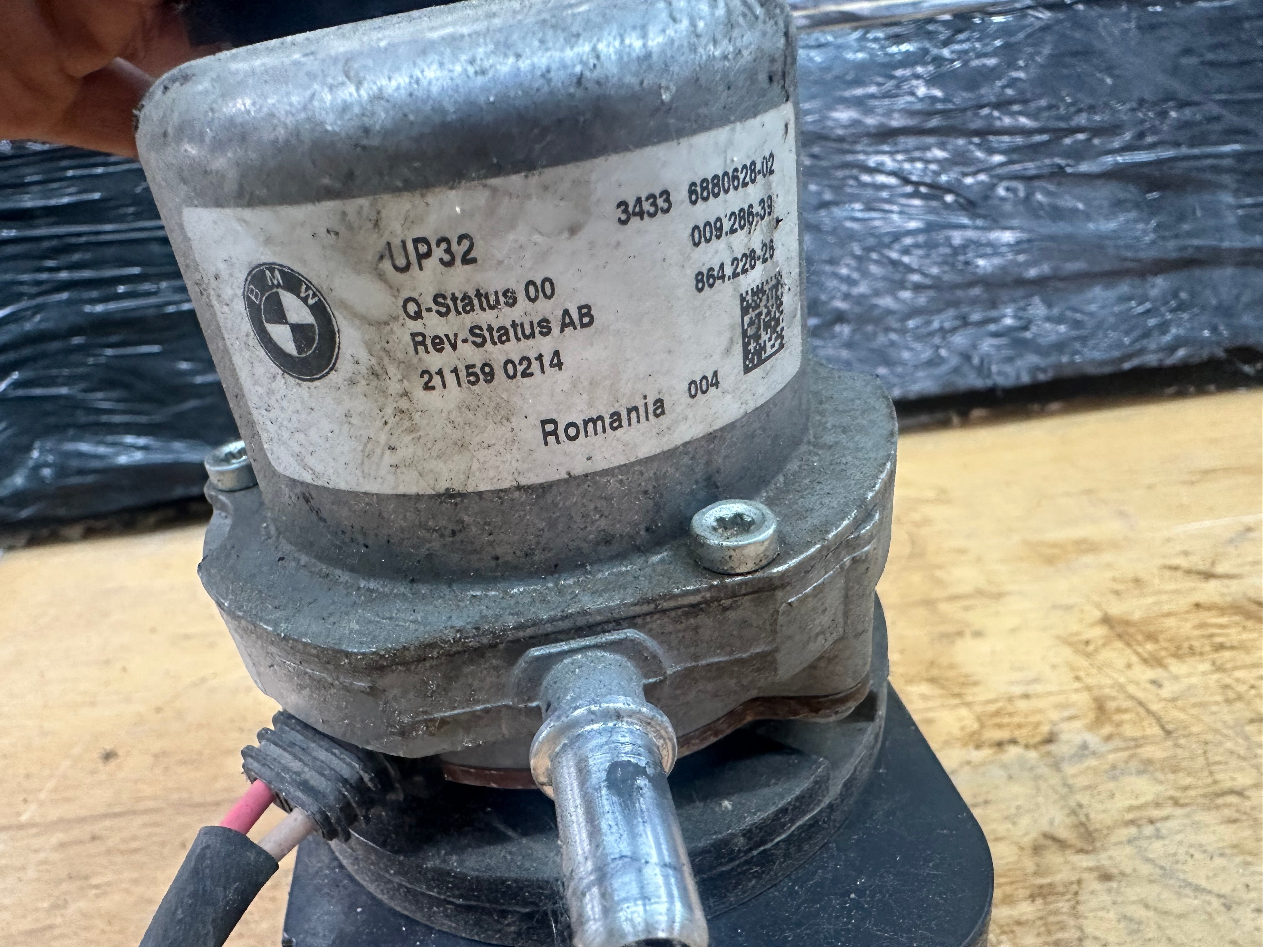 BMW 5 Series G30 2019 530e Hybrid Petrol 2.0 Vacuum Pump (6880628-02)