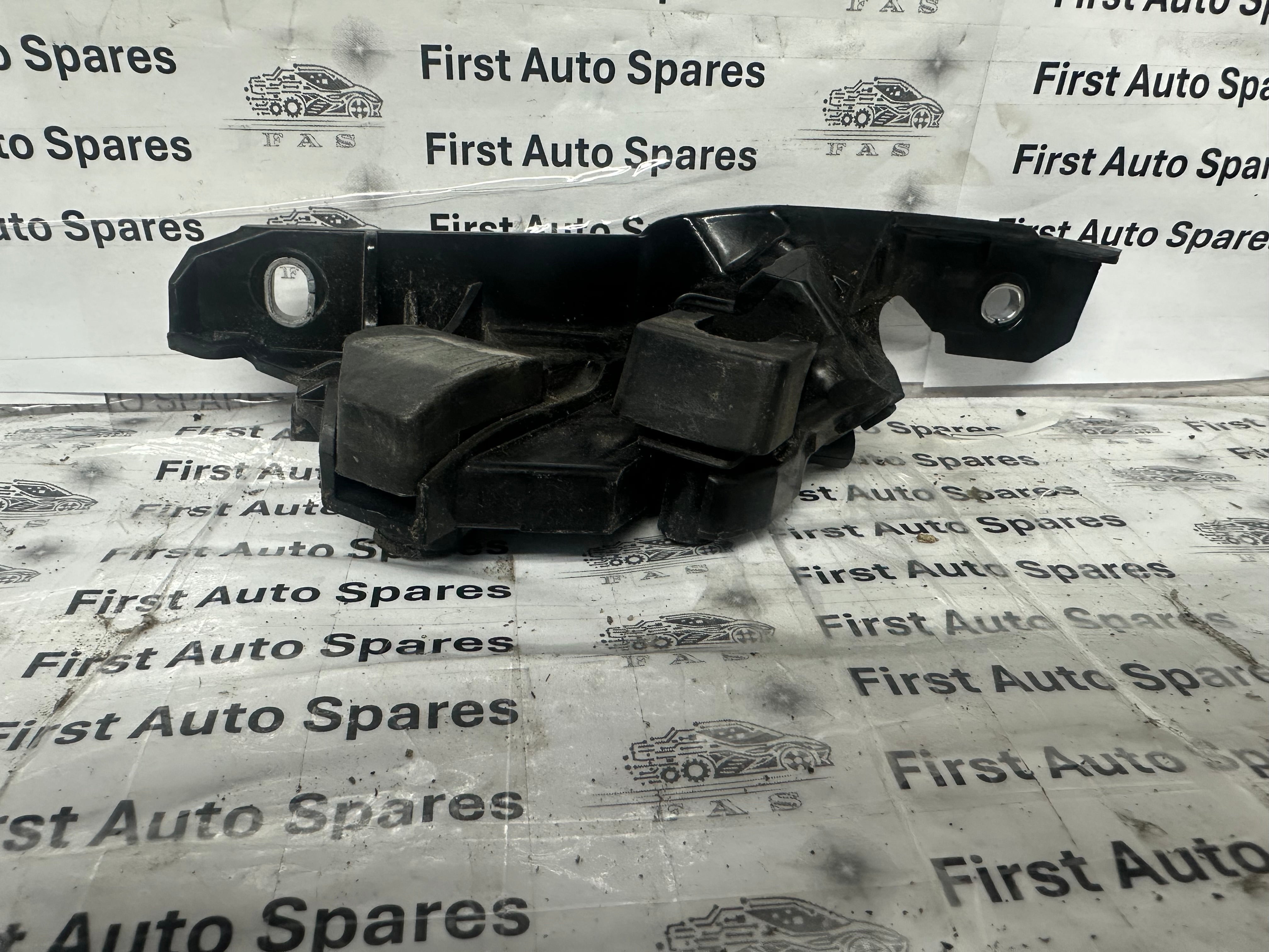 BMW 3 Series 2020 G21 Rear Trunk Right Hatch Wedge (5124-7453426)