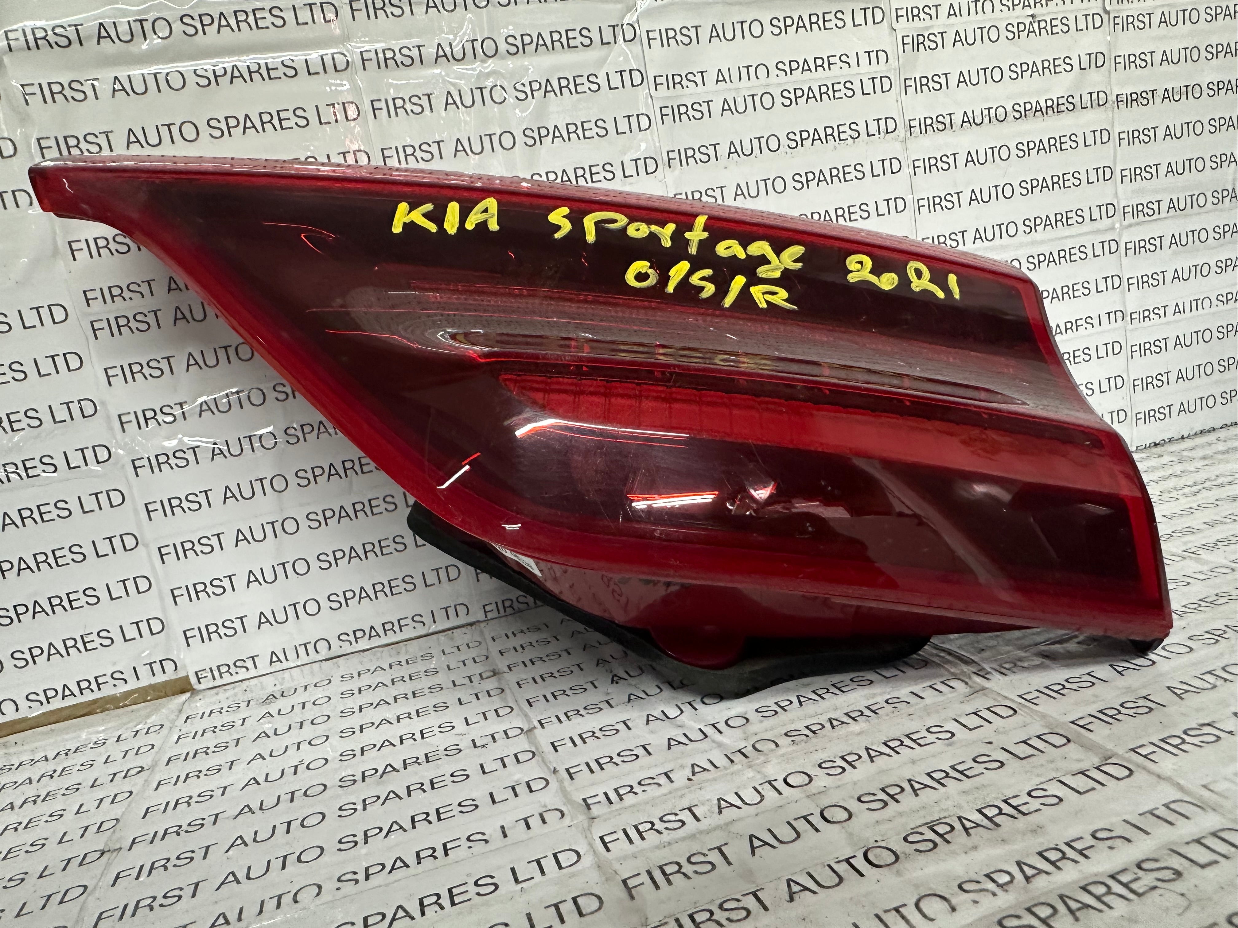 Kia Sportage GT Interior Rear Right Tail Light (92406F1601)