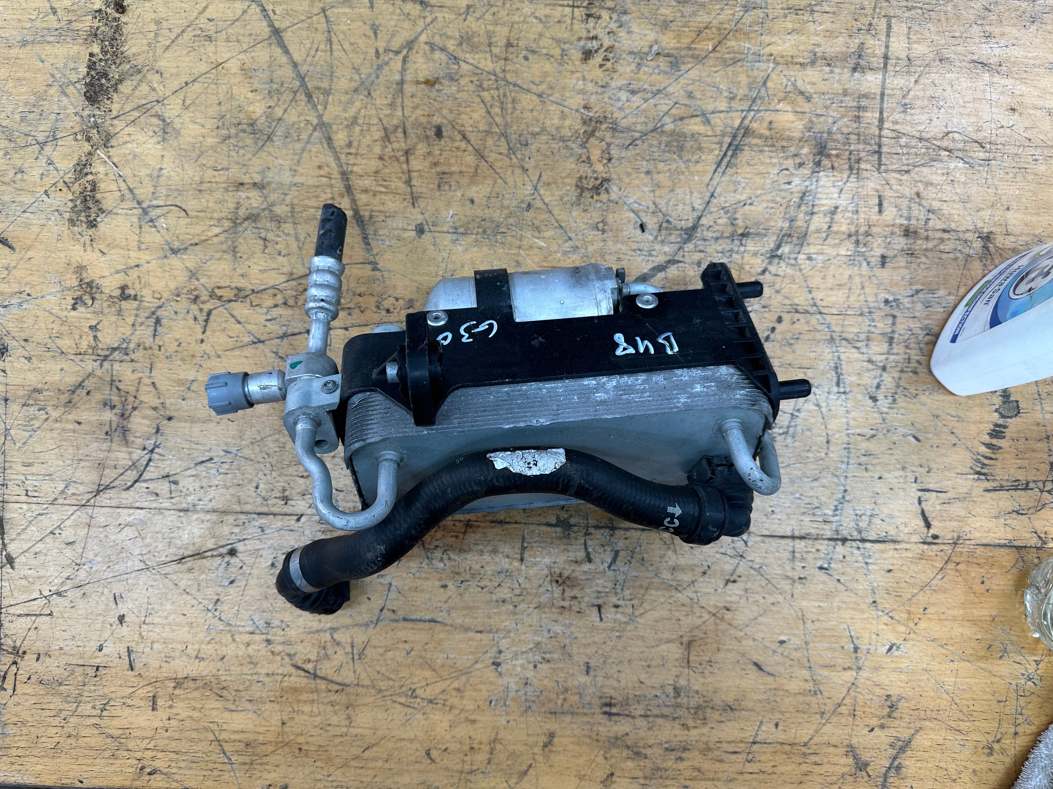 BMW 540i xDrive G30 M Sport A/C Air Condition Condenser With Dryer (6842989-01)