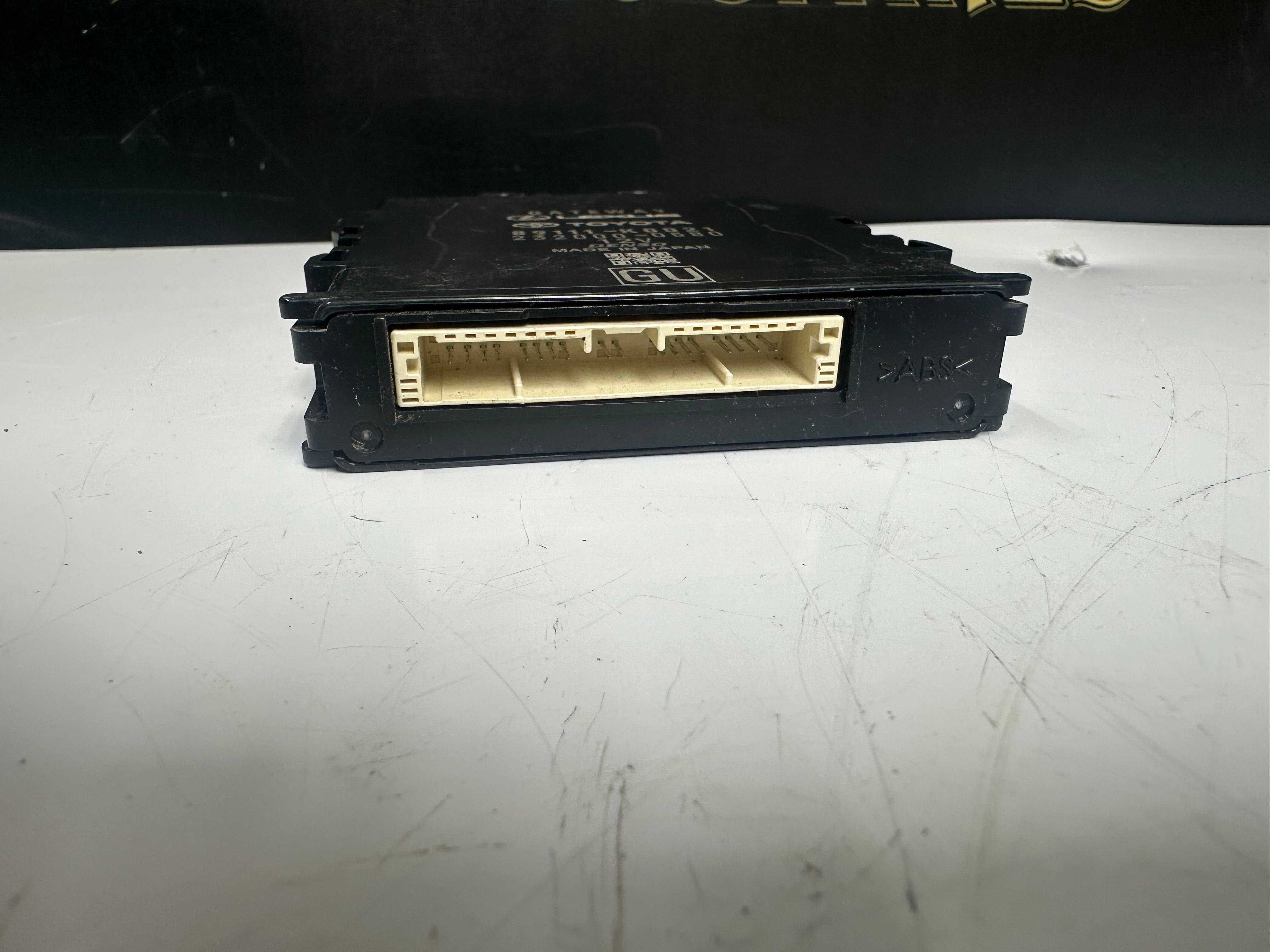 Toyota Yaris / Lexus Gateway Hybrid Electronic Module 12V (89111-K0021) (232000-0580)