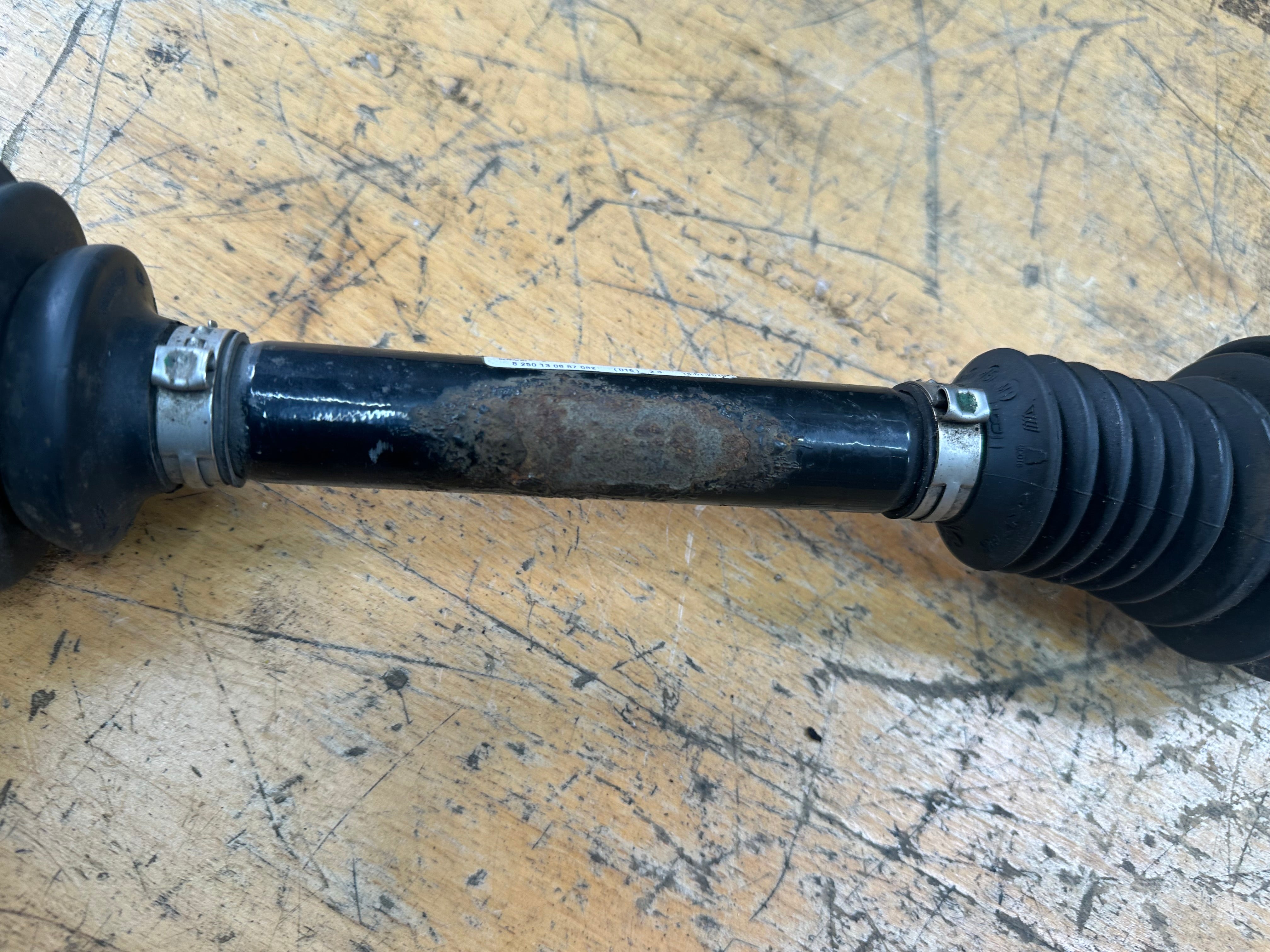 BMW 3 Series G20 xDrive 2019 Front Right Driver’s O/S/F Driveshaft (8682366)