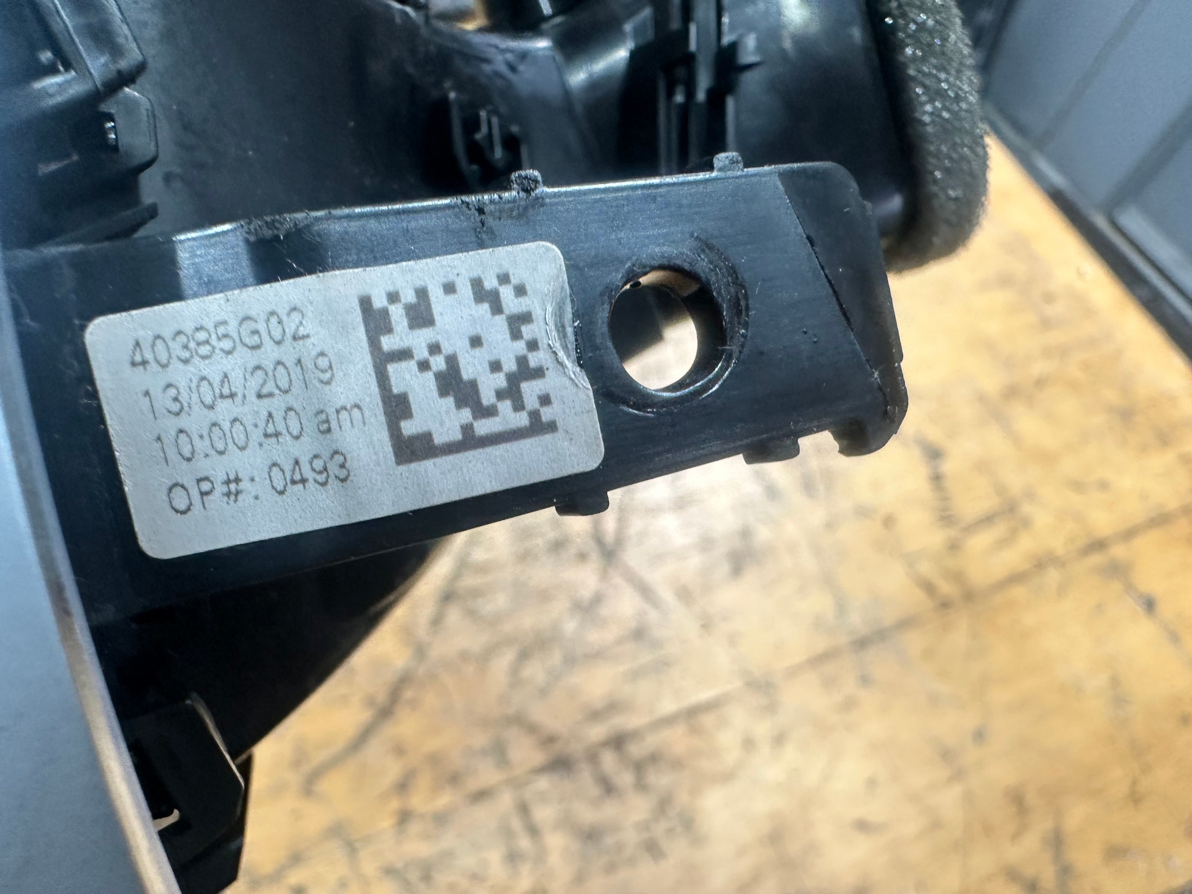 BMW X5 Series G05 2019-2023 Air Vent Right Driver Side Front (21828910) (939947112)