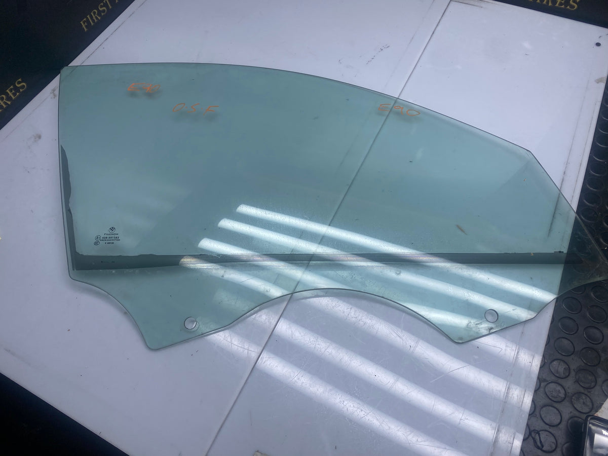 BMW 3 Series E90 Front Passenger Side Window Glass 2005–2011