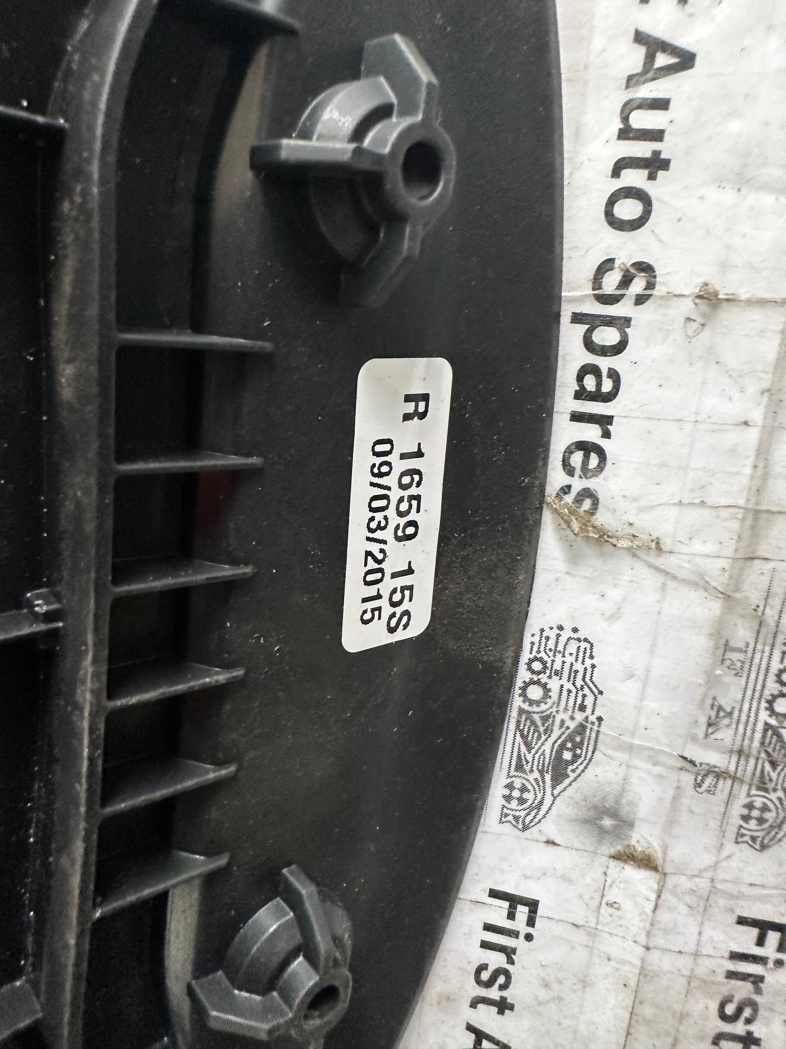 BMW X1 F48 Diesel Instrument Cluster / Speedometer (176494-11)