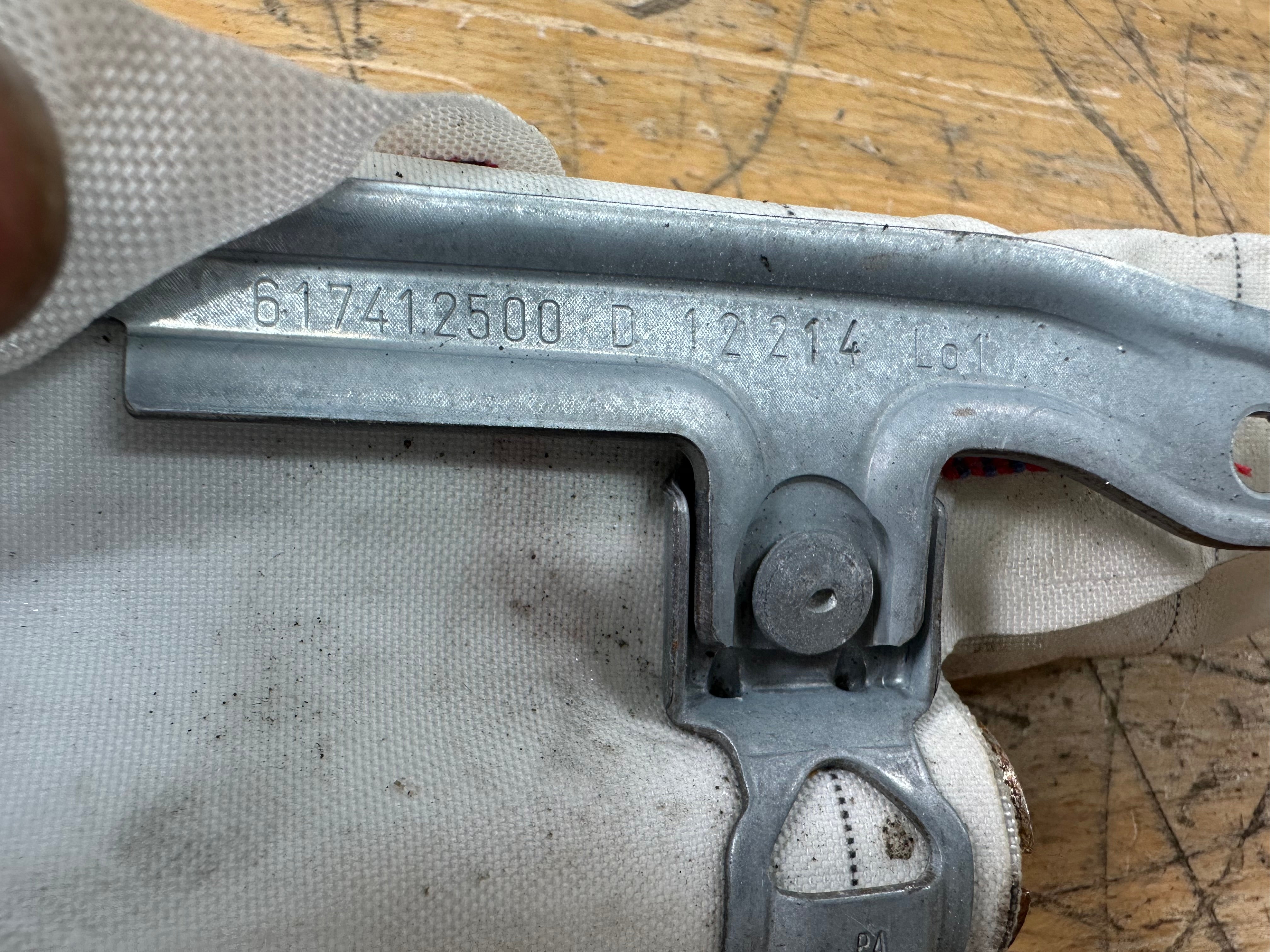 BMW 1 3 4 Series F20 F30 Left Passenger Roof Curtain Airbag (7221045-11) (618344100)