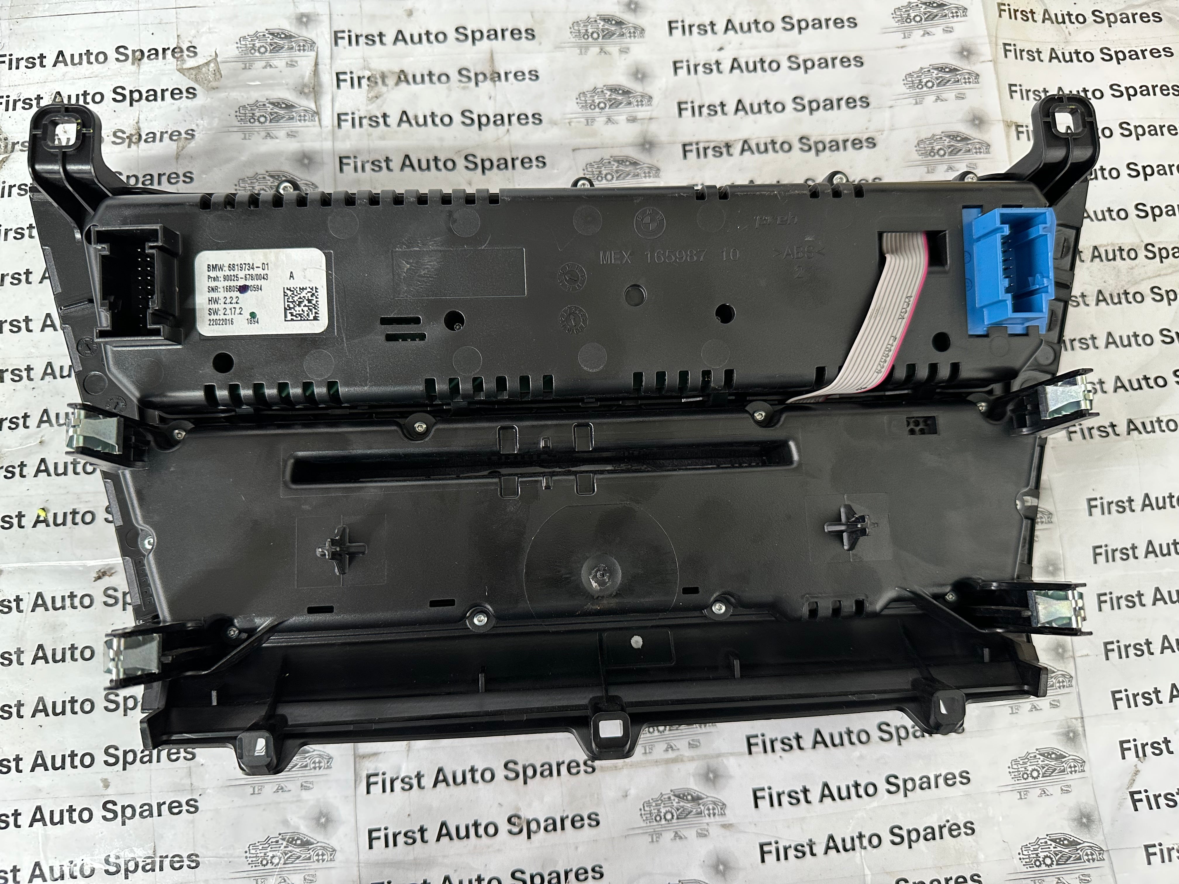 BMW X5 F15 2016 Volume Buttons Climate Control Unit Module (6819734-01)