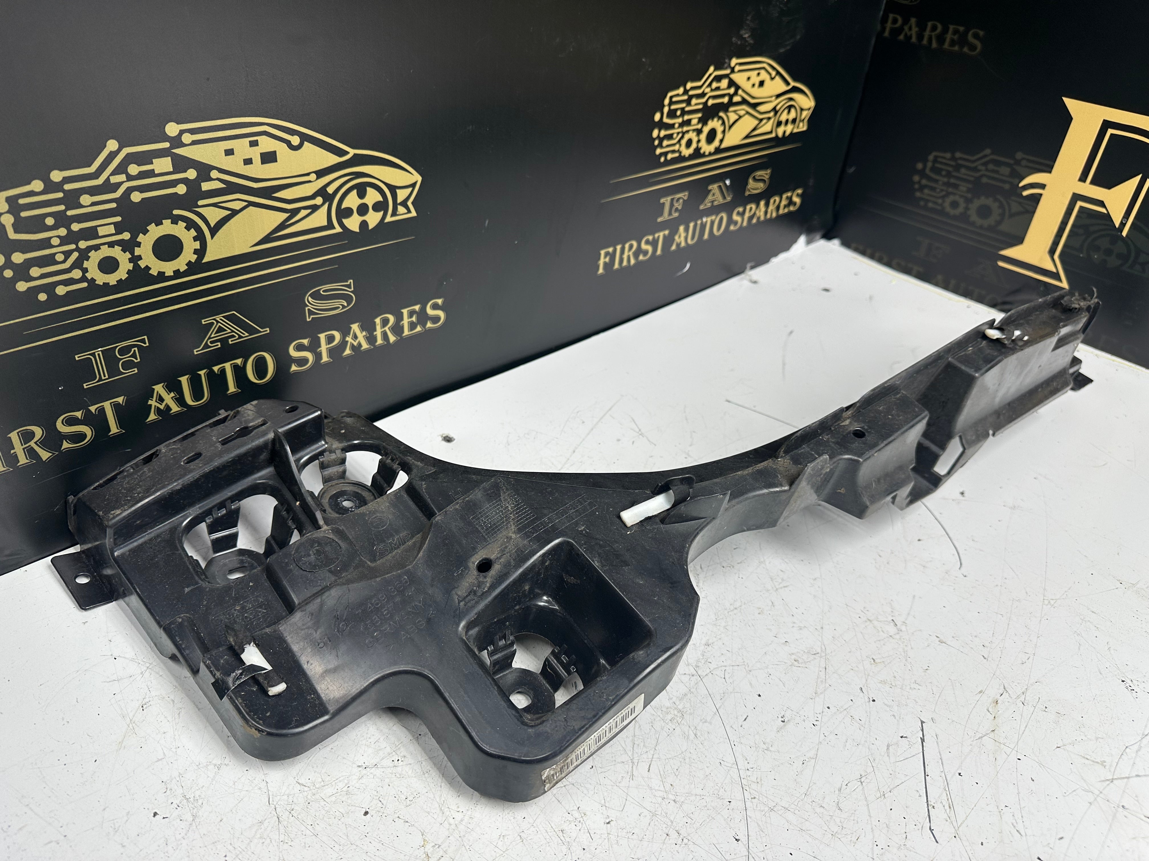 BMW 3 Series G20 G21 2018-2024 Left Rear Bumper Bracket (51127469365) (15857711)