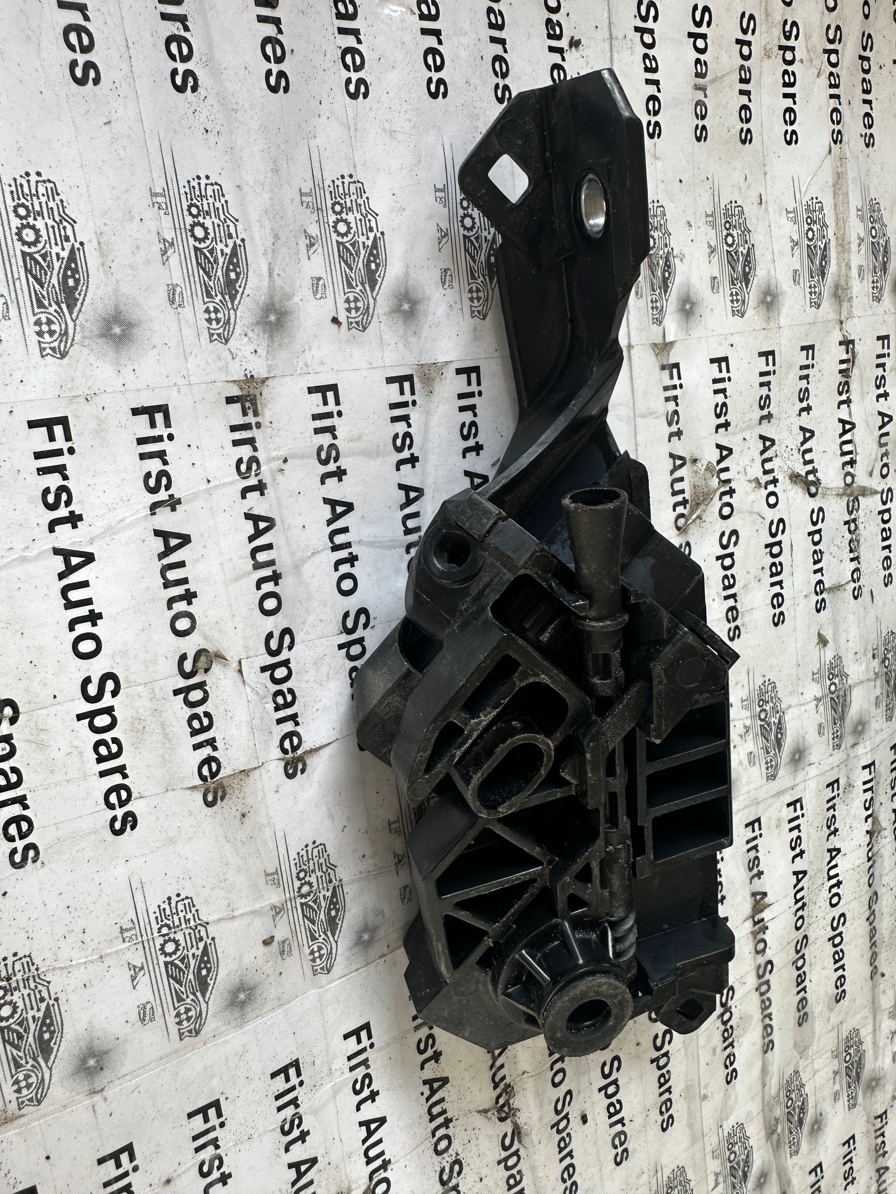 BMW 3 Series 2020 G21 Rear Trunk Left Hatch Wedge (5124-7453425)