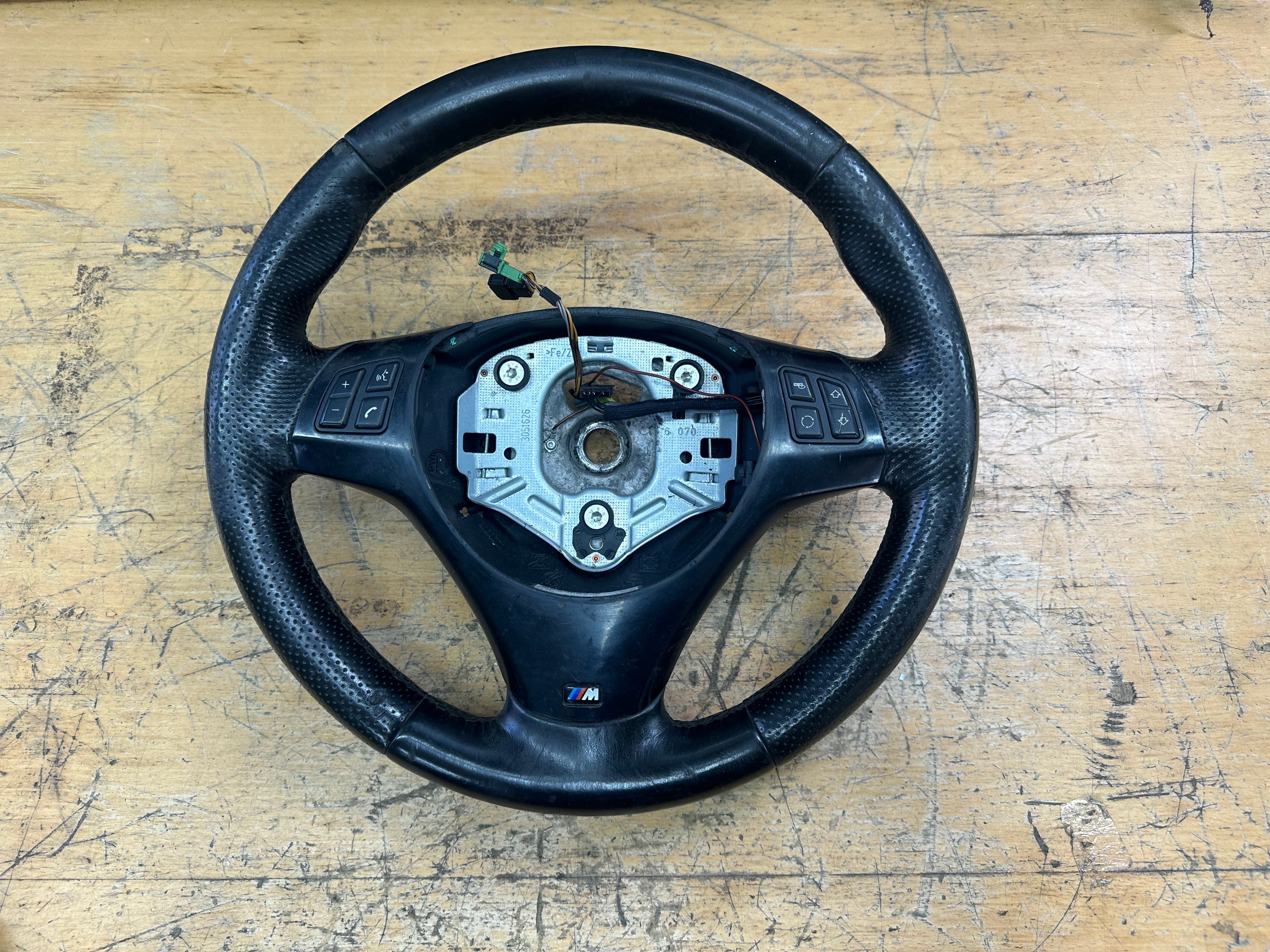 BMW 3 Series M E90 E92 E82 E84 2010 Steering Wheel (7839075-01)