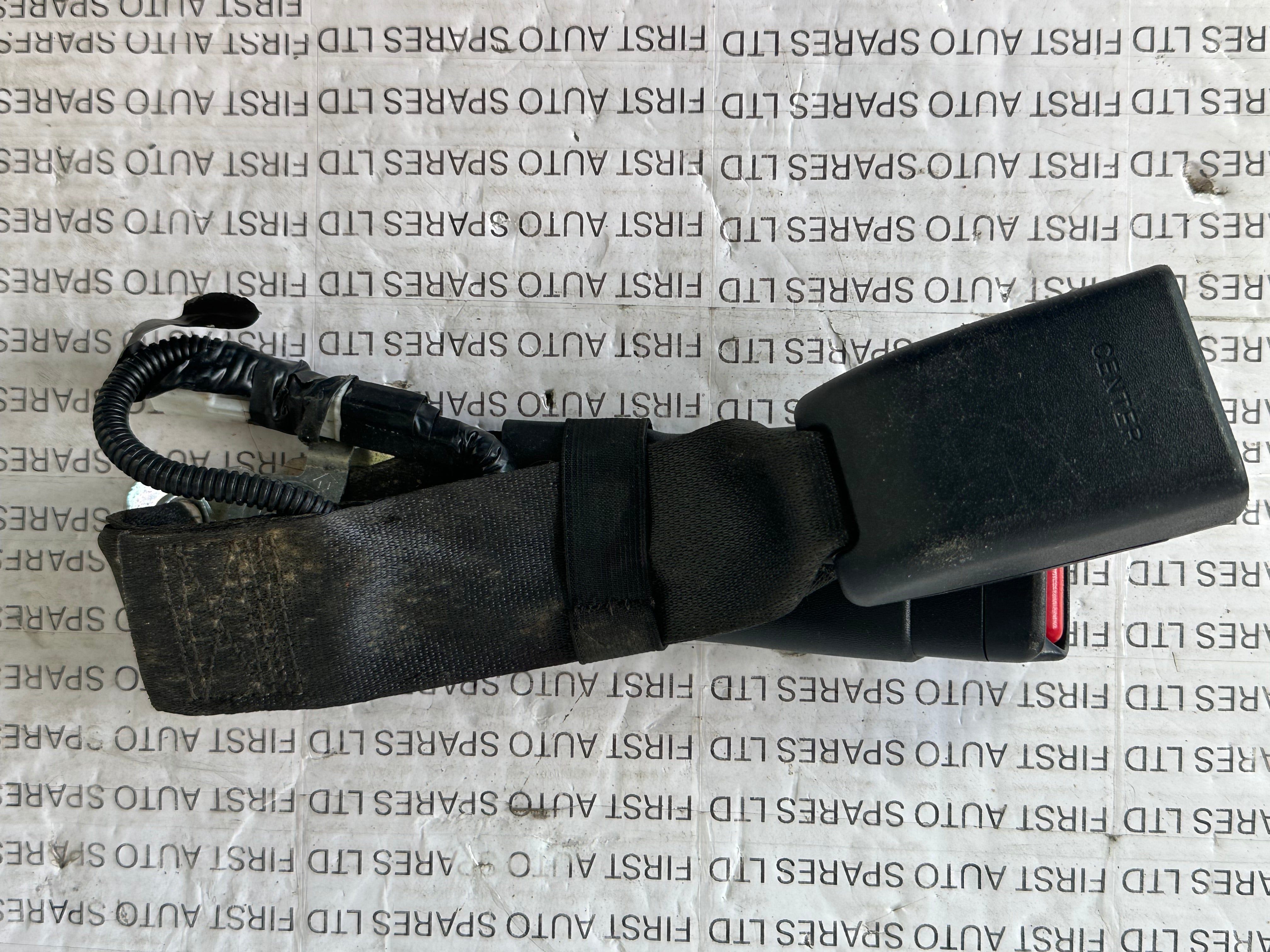 Toyota Auris 2013 Hybrid Rear Seat Belt Buckle
