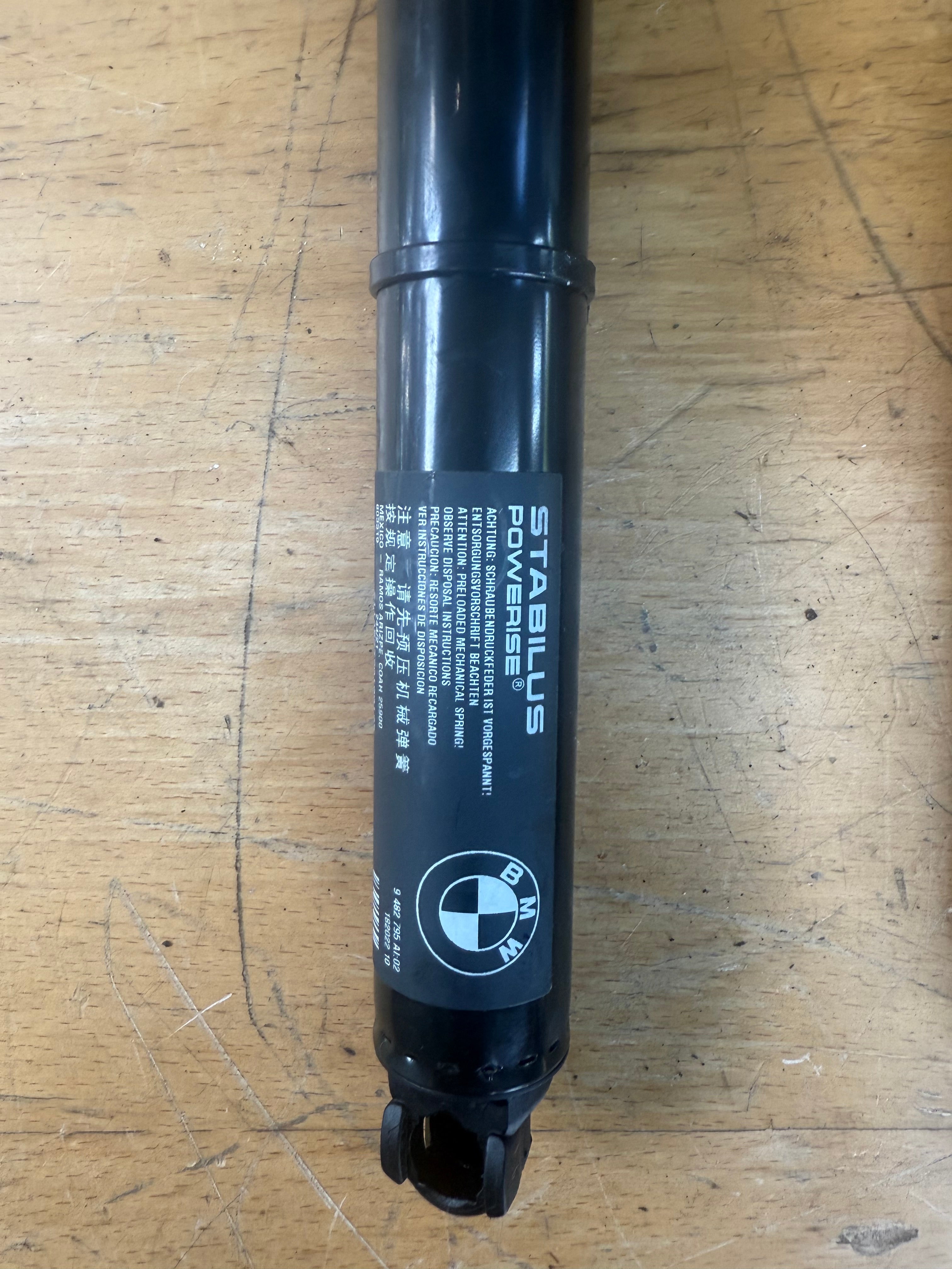 BMW X3 G01 Boot Struts (9482795) (182022-10)