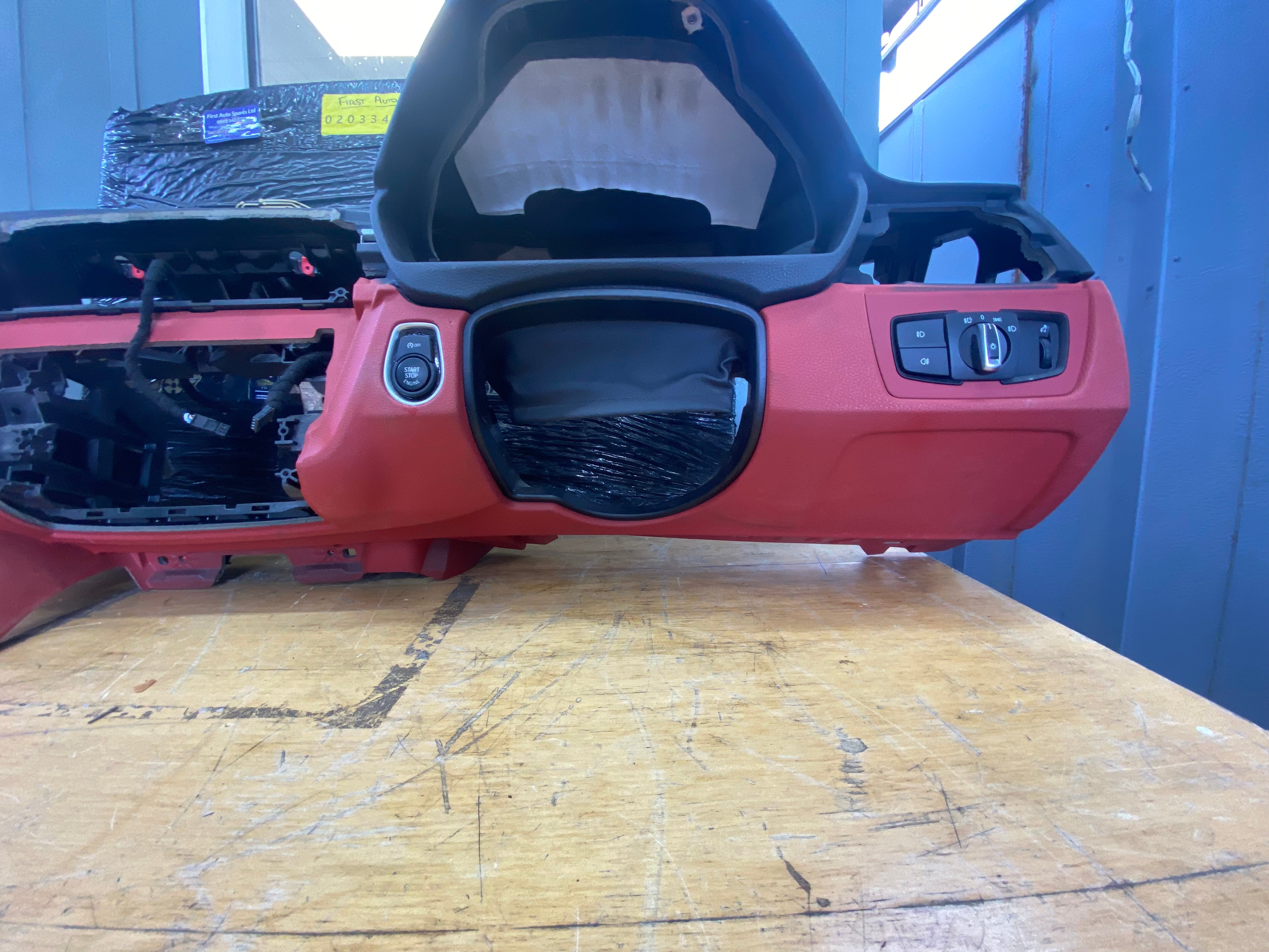 BMW 3 4 Series F32 F33 F36 2017–2019 LCI Dashboard – Harman Kardon