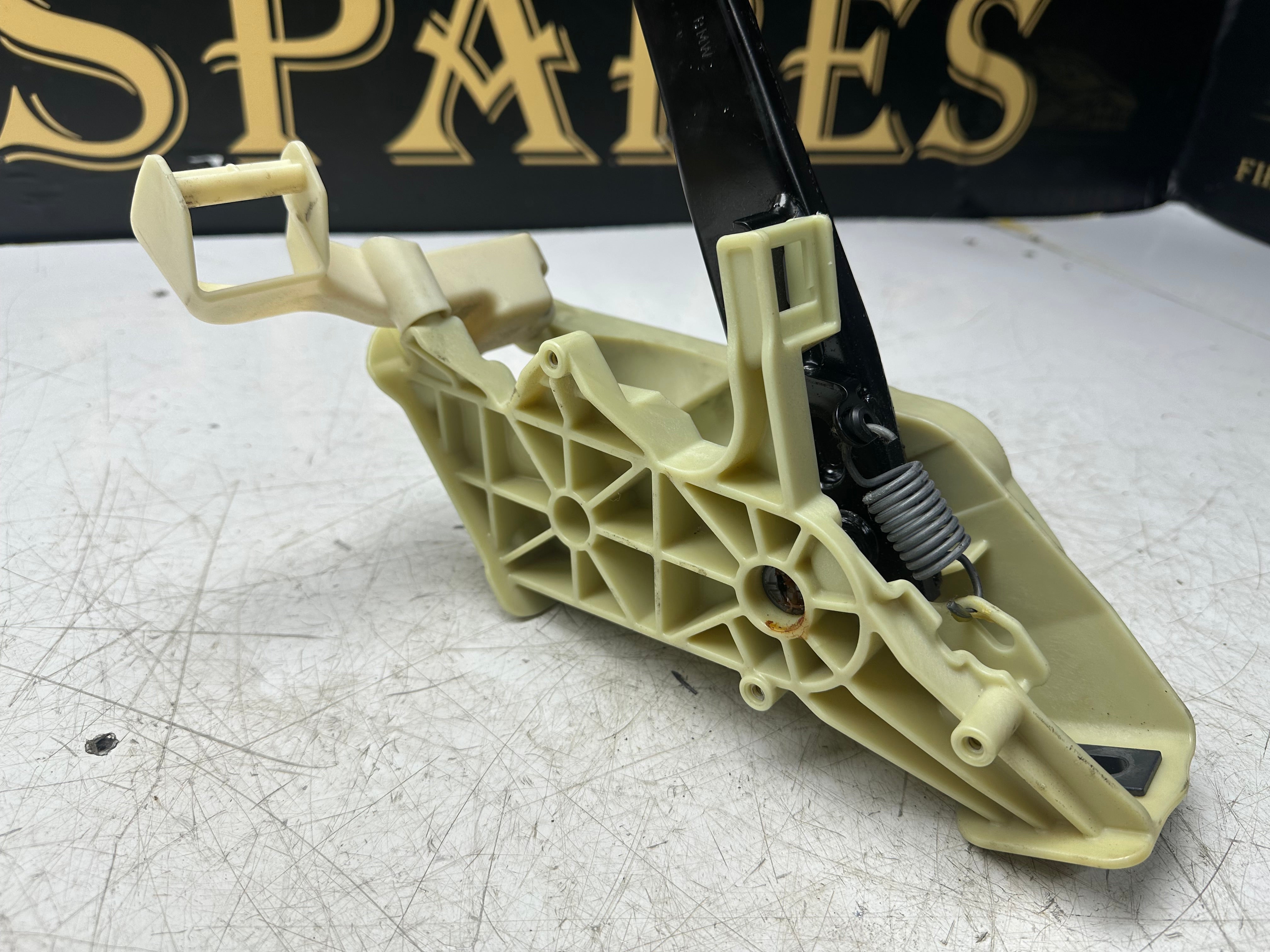 BMW 5 6 7 Series F10 F12 F01 Complete Brake Pedal Assembly (6782666)