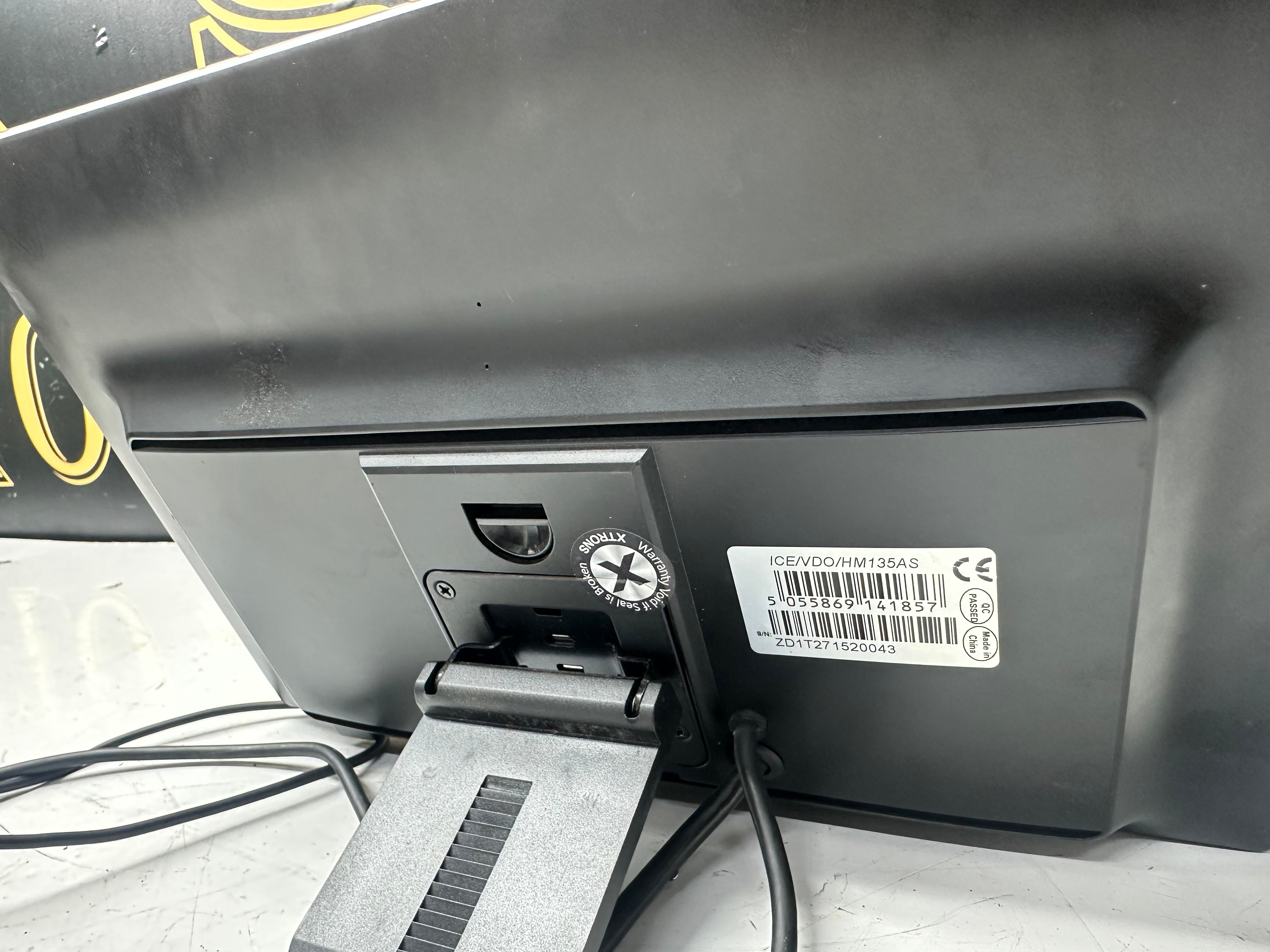 XTRONS 13.3'' Android 10 FHD Touch Screen Car