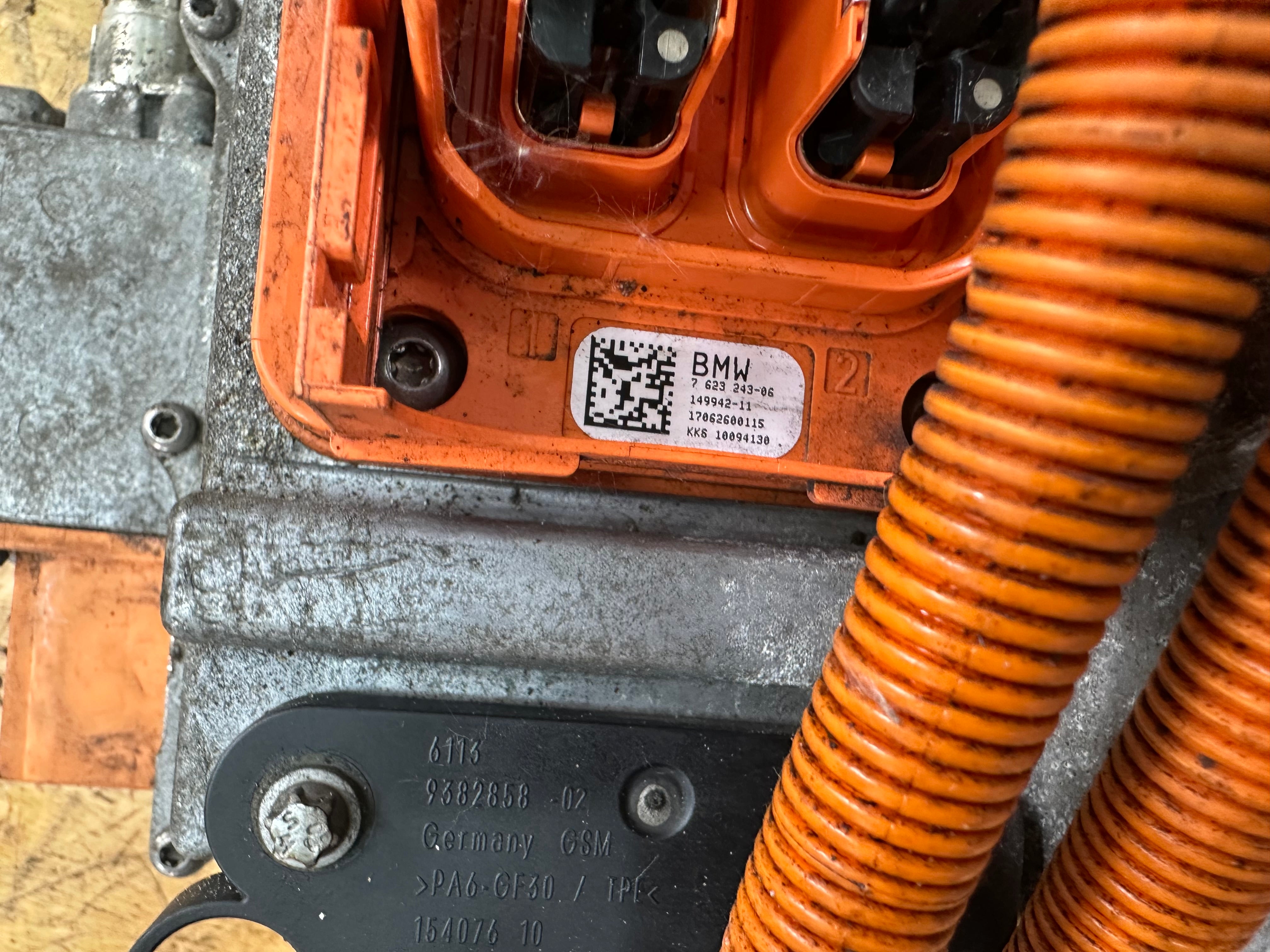 BMW i3 2013–2022 Voltage Converter (4010184601) (7933931)