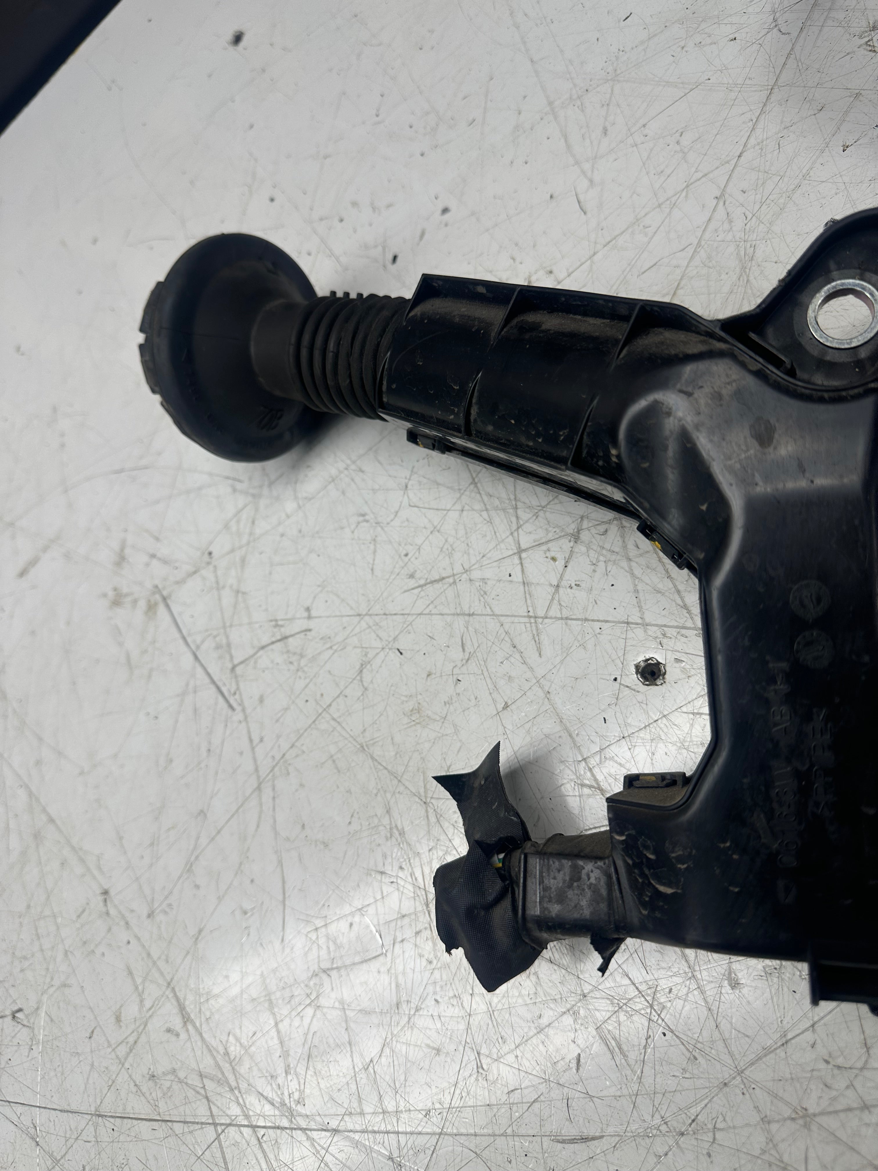 Toyota C-HR Fuse Module 2020 (82111F4520)