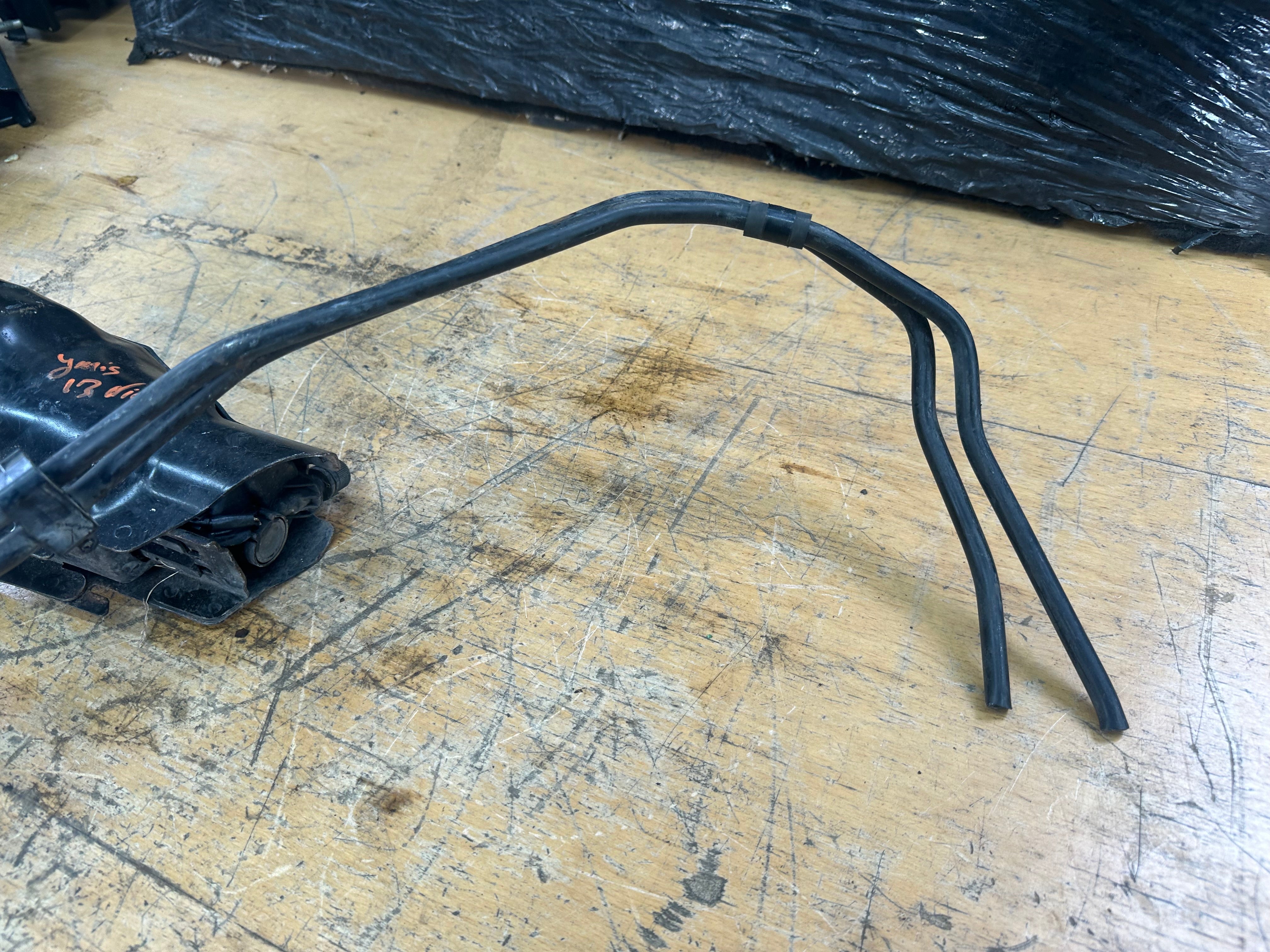 Toyota Yaris 2013 Diesel Fuel Filter Housing