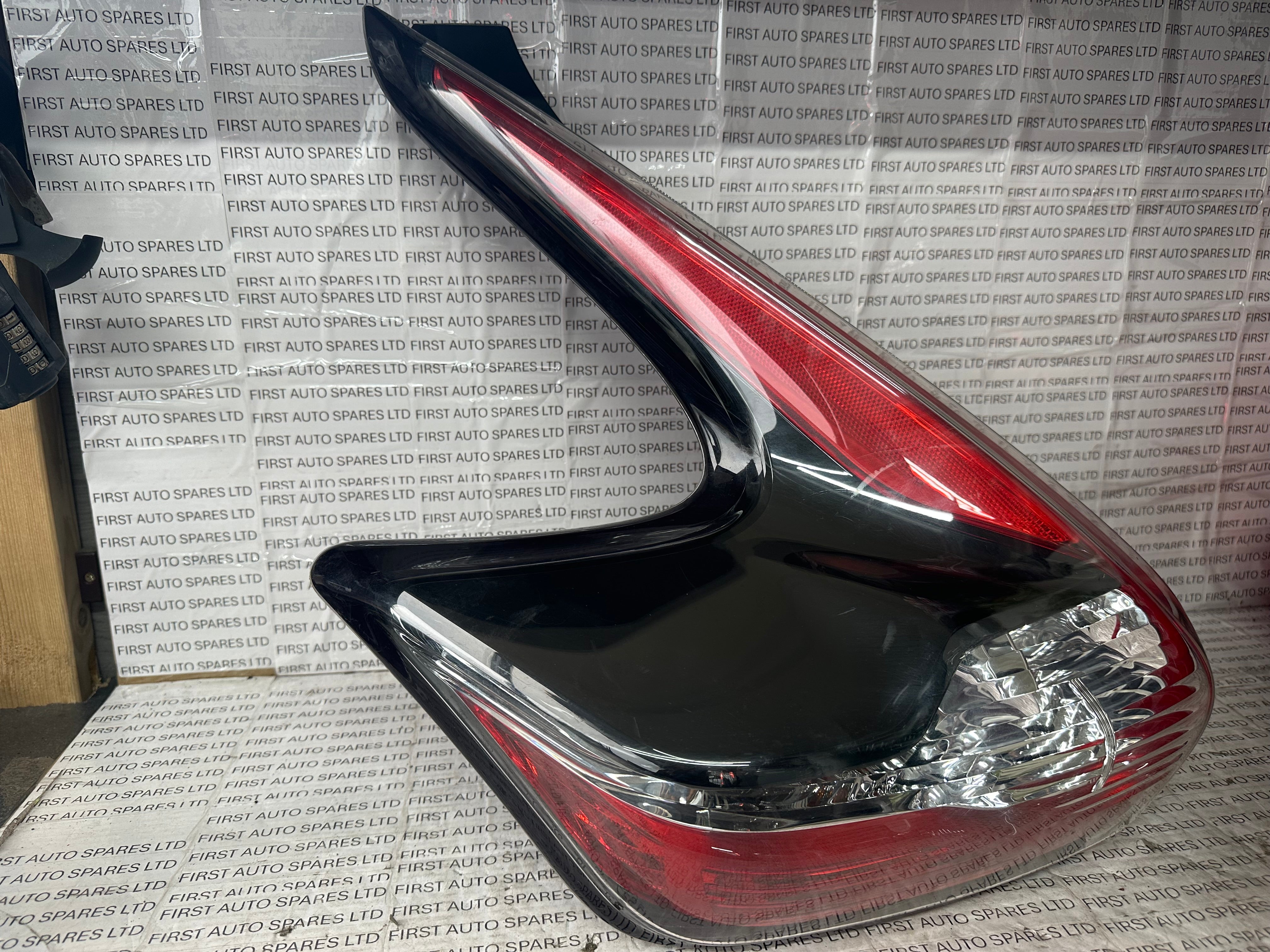 Nissan Juke MK1 F15 2016 Left Rear Tail Light (26555 BV80B, RJK14)