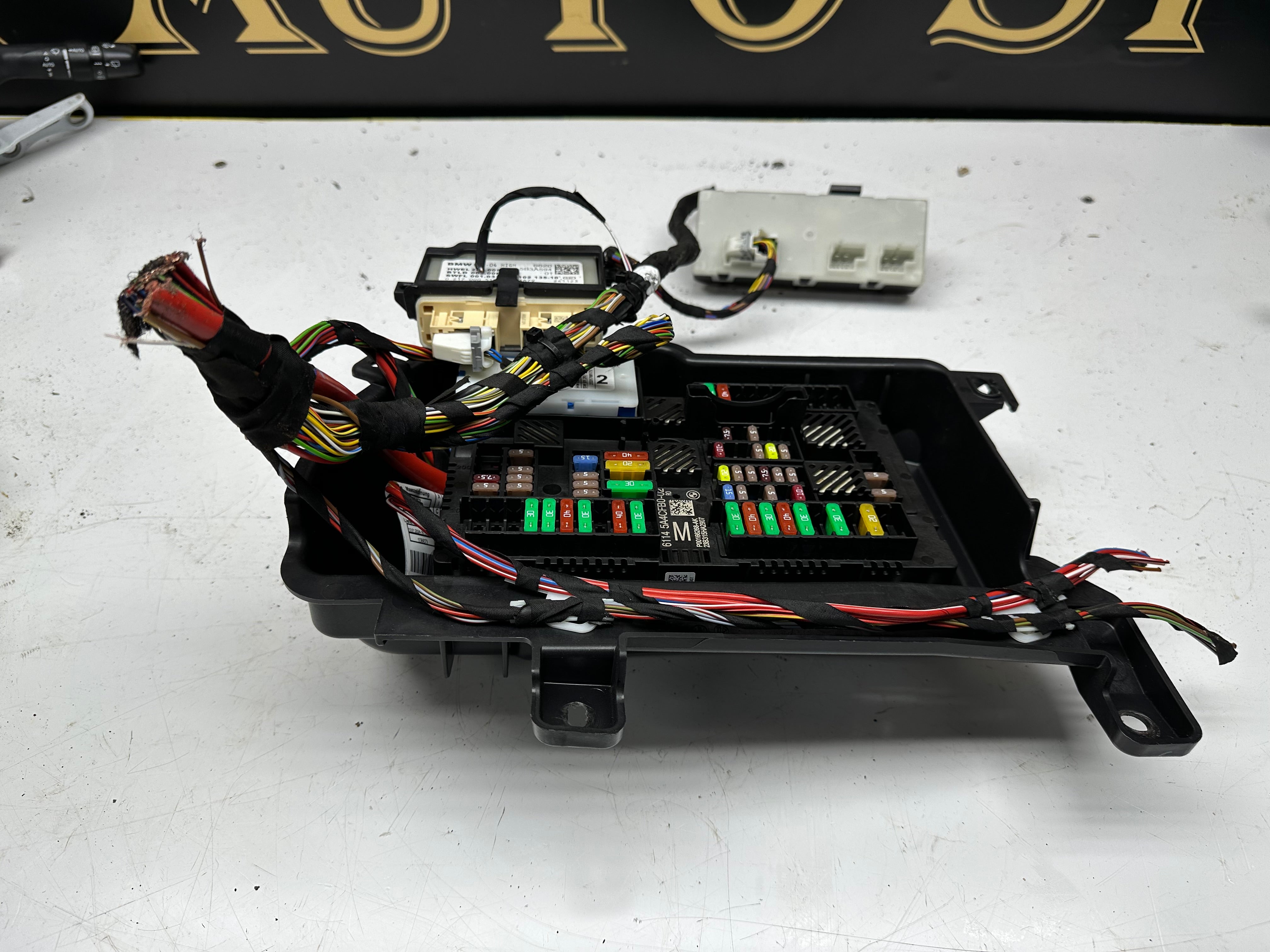BMW 3 Series G20 330e 2023 Fuse Box Module & Control Module (6114 5A4CFB0-02)