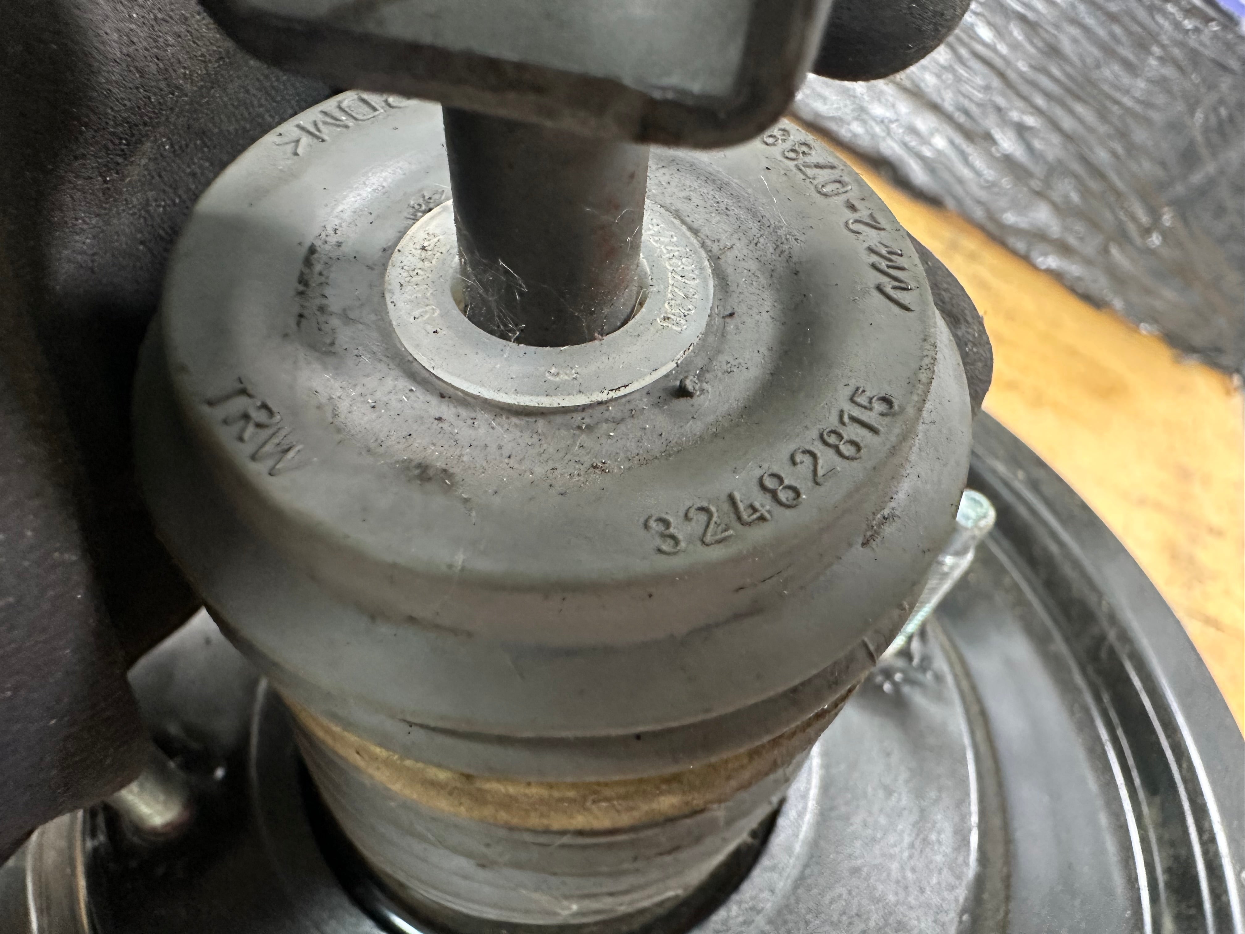 BMW 3 Series 330e G20 G21 2.0 Brake Master Servo Cylinder (6879424 01)