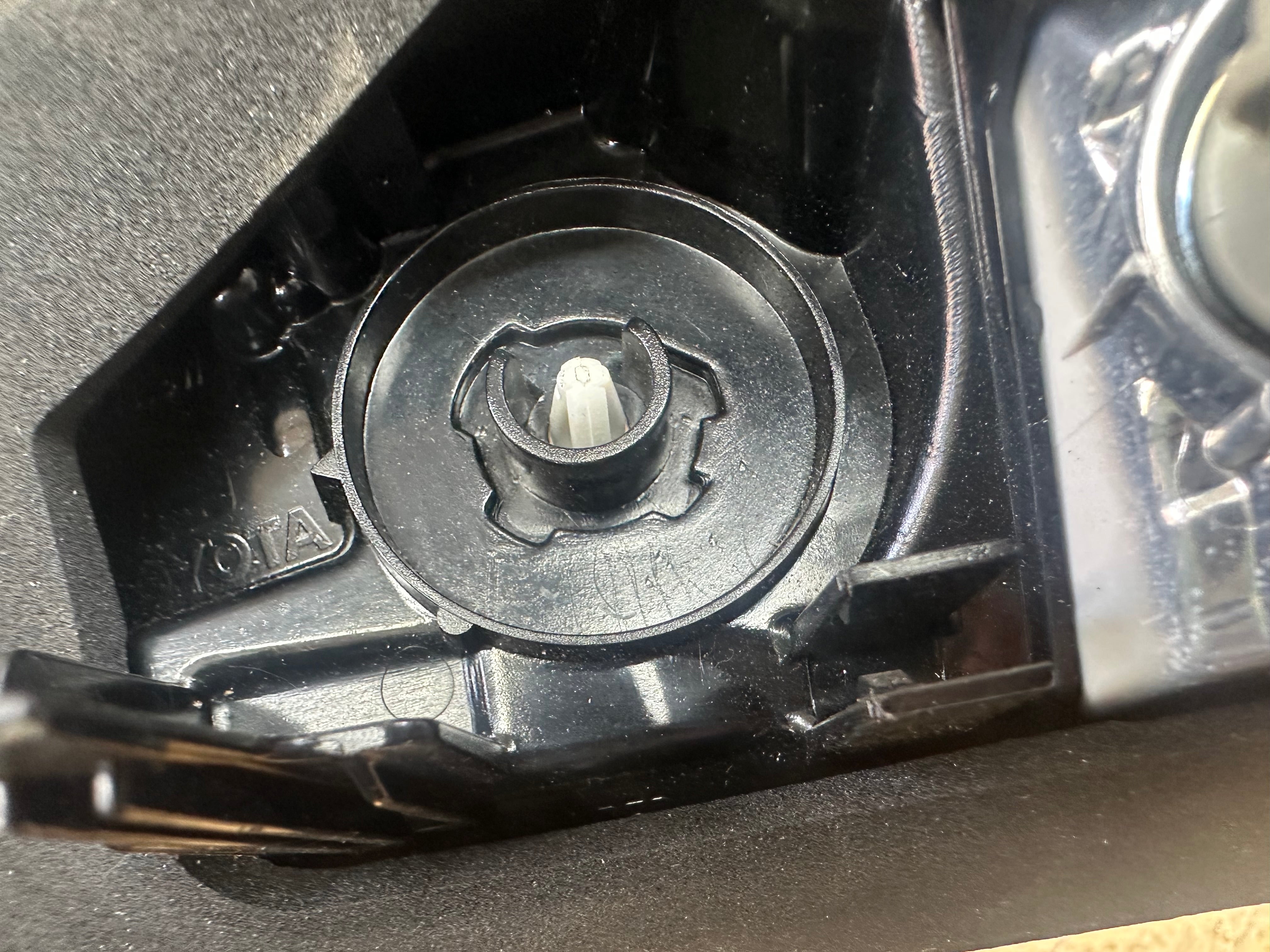 Toyota Yaris III 2017-2020 Passenger Left Rear Boot Light (0D-206)