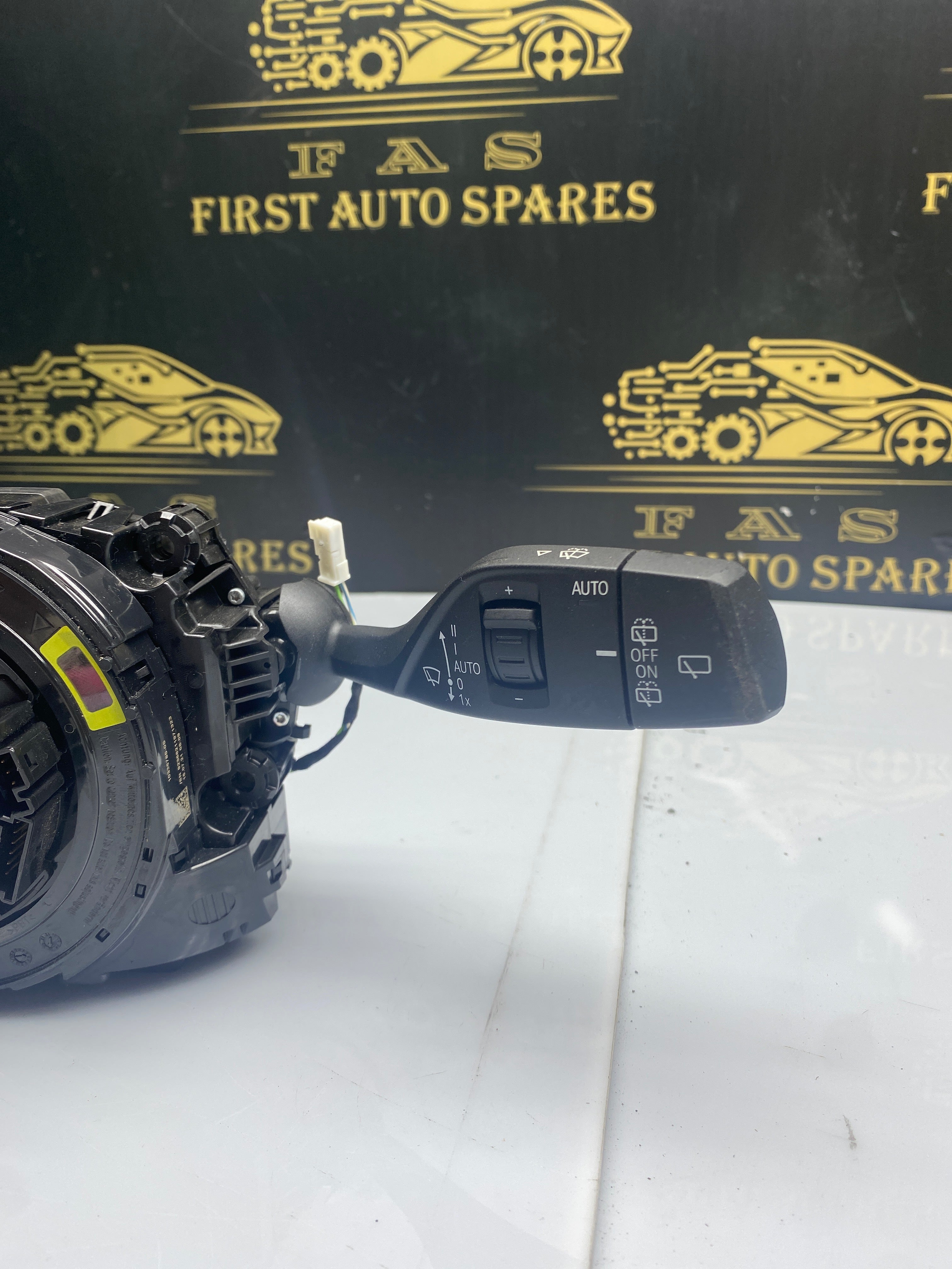 BMW 7 Series Steering Wheel Switch / Turn Signal Wiper 2020–2023 (10336785)
