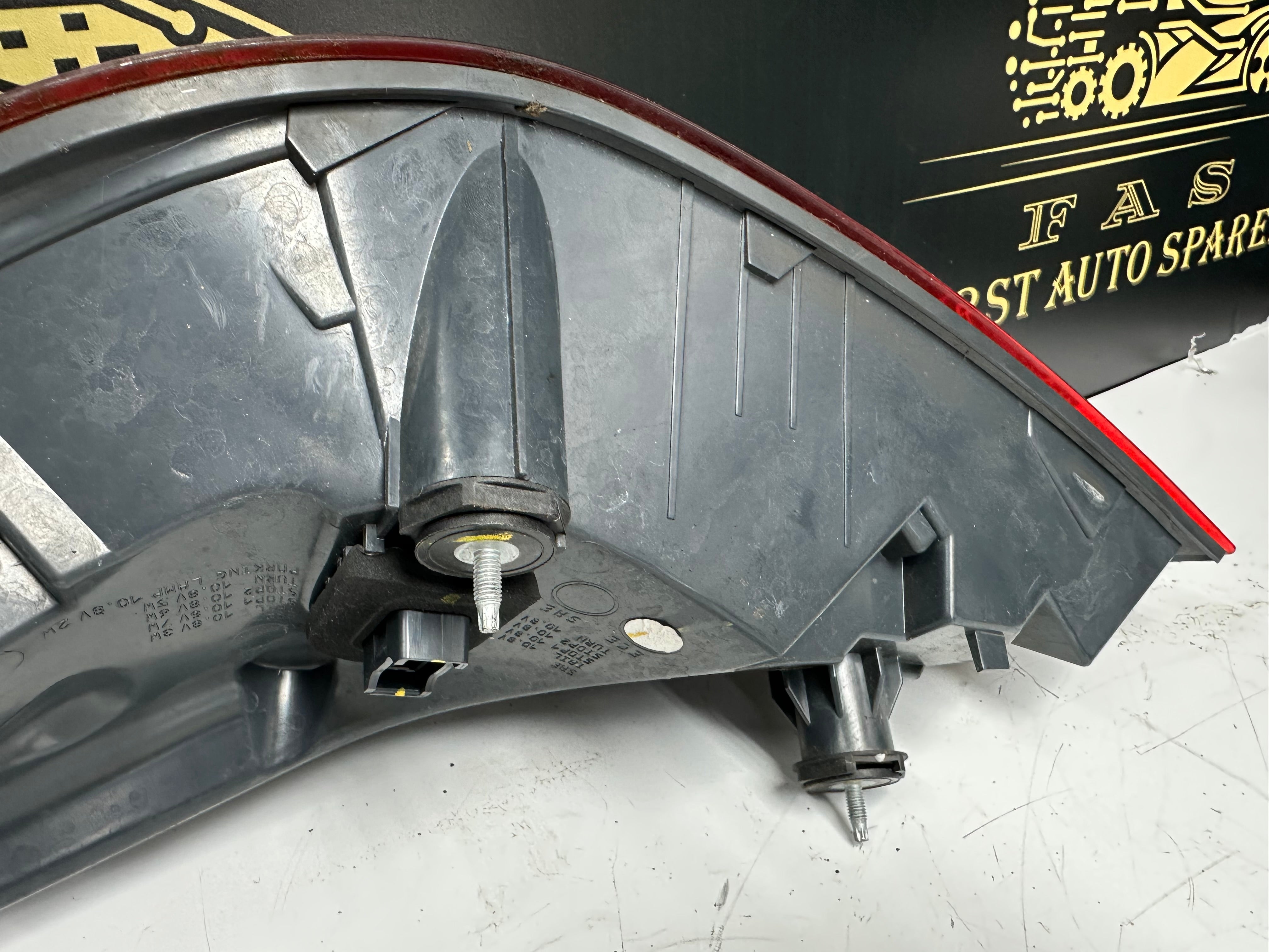 BMW 6 Series F12 2013-2019 Left Rear Tail Light (89505159) (63.21-7210575-08)