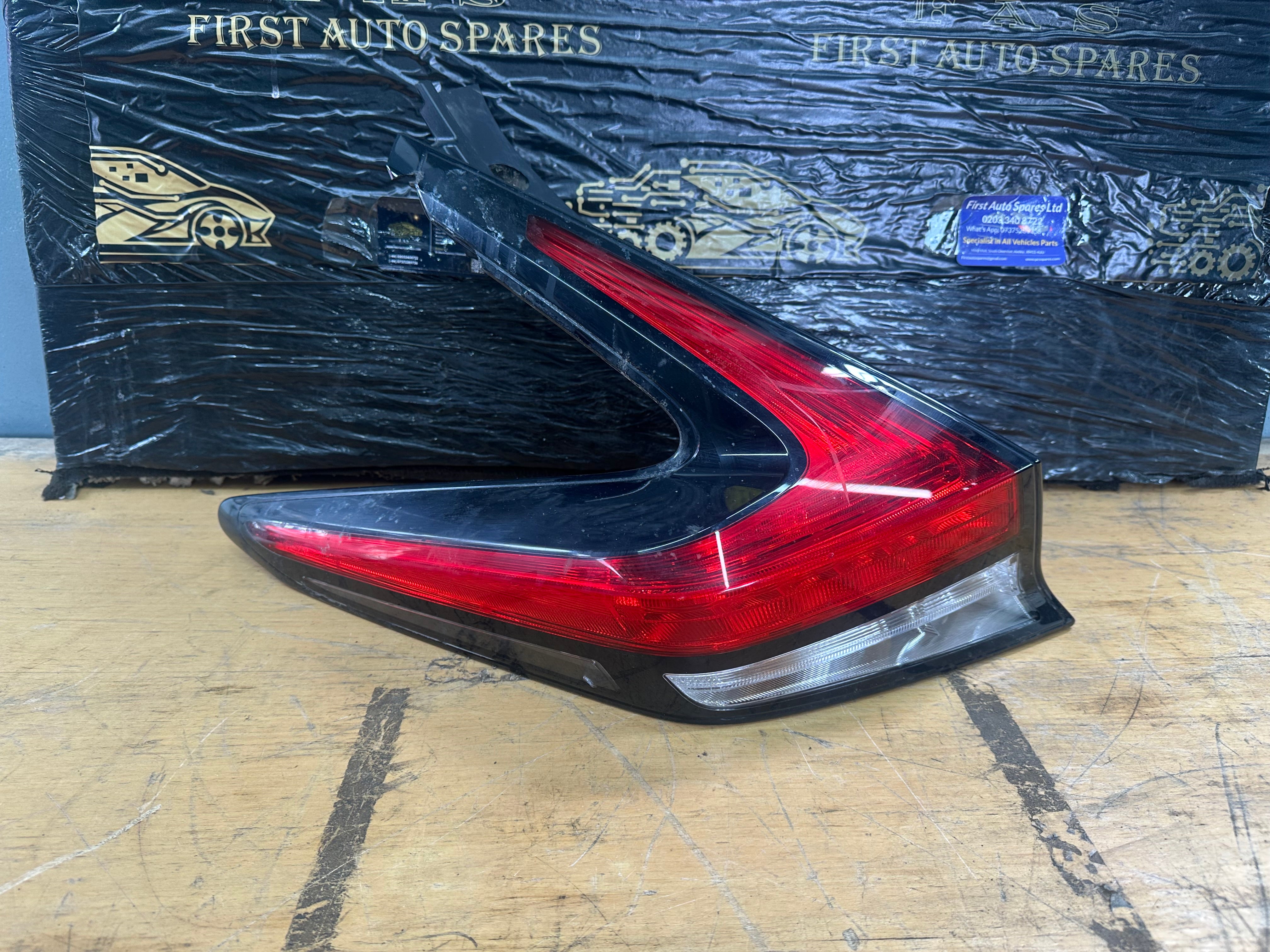 Nissan Leaf ZE1 2017–2024 Passenger Left Rear Tail Light LH (26555-5SH1A)