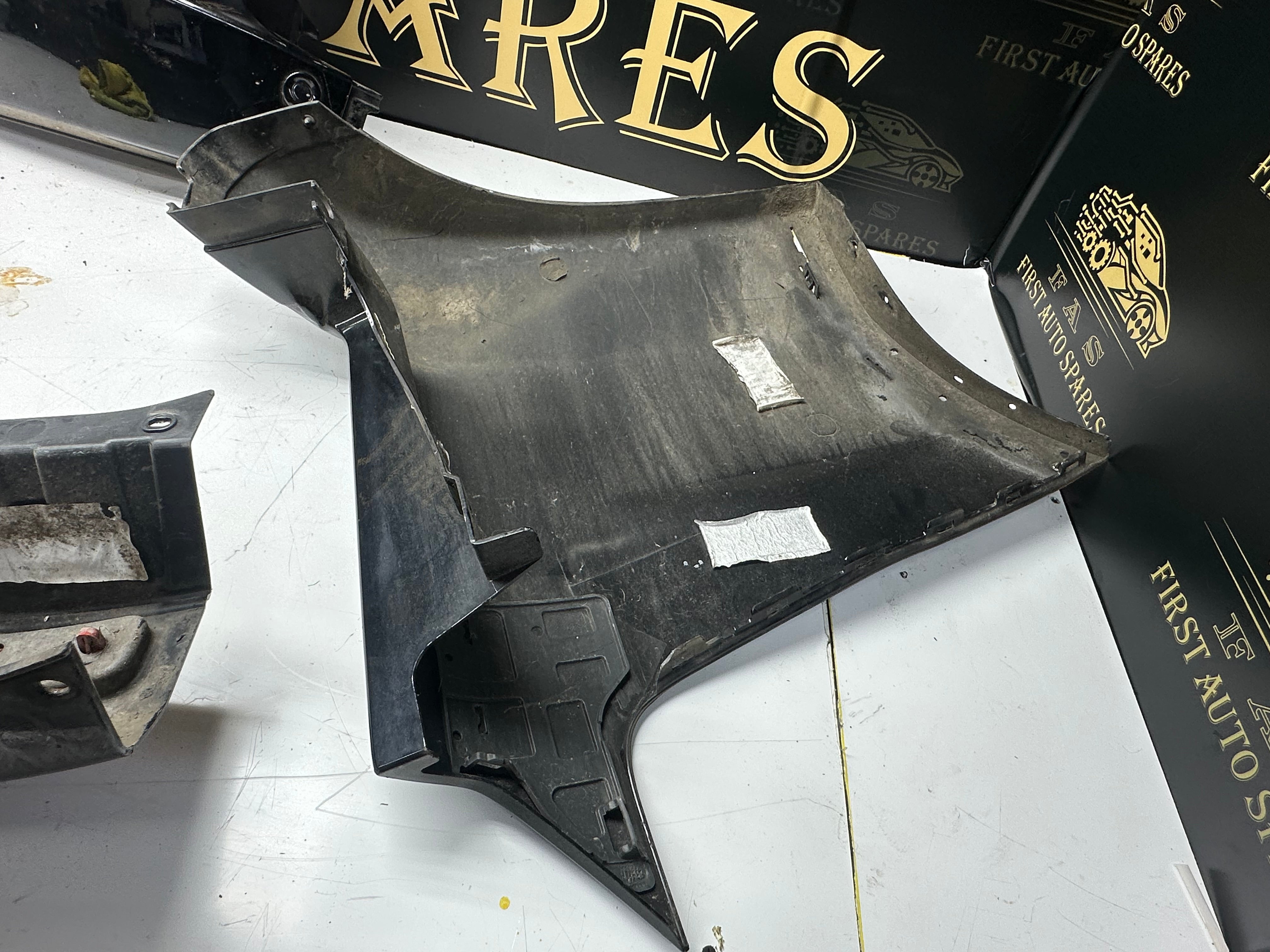 Ford Transit Custom Mk8 Complete 2021-2023 Rear Bumper with Parking Sensor (KK2T-15K868-CBD) (JK21-17E962-PA) (BK21-17927AA) (BK21-17926AA)