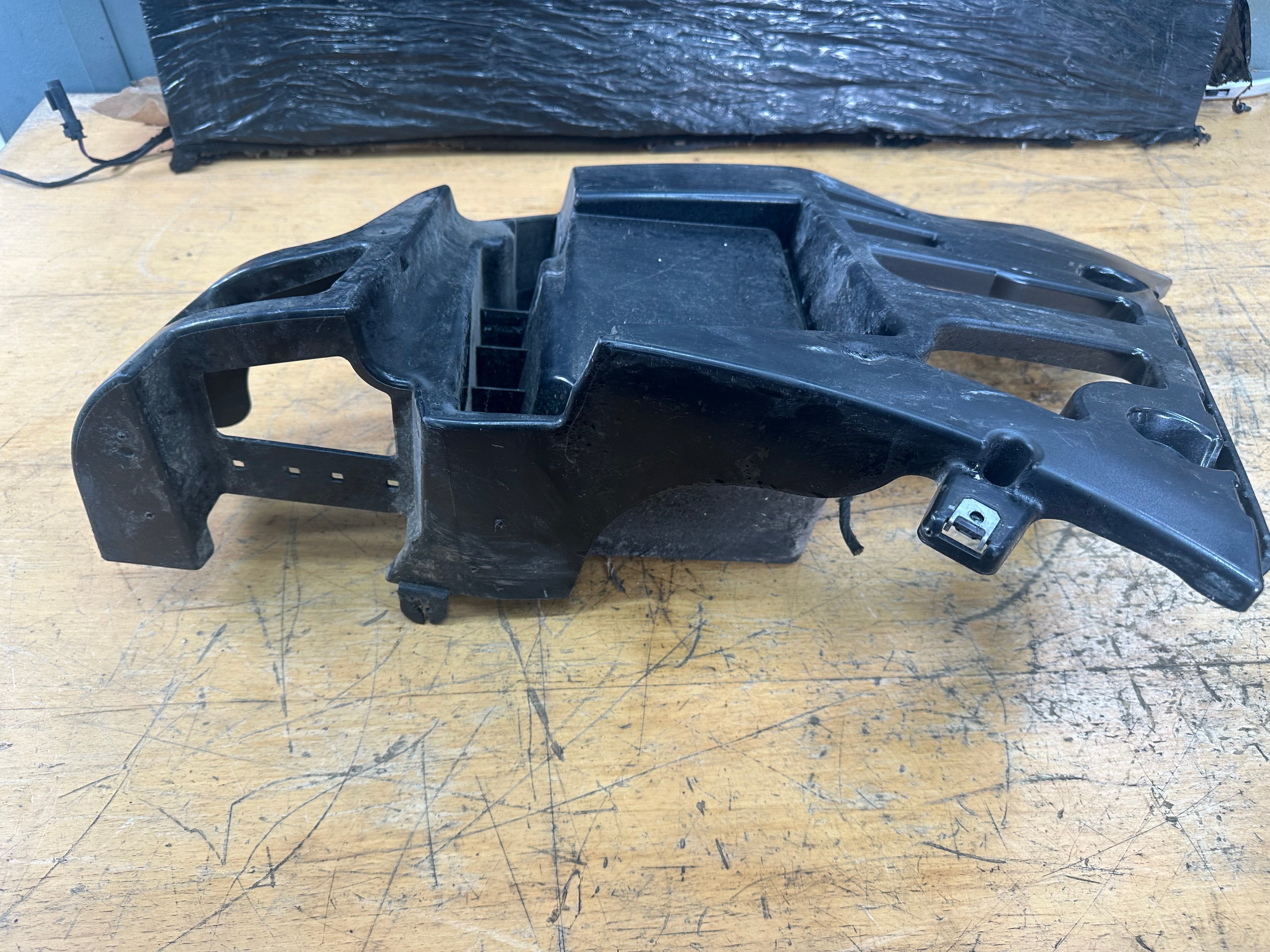 BMW X5 Series F15 Rear Bumper Bracket Right Driver Side (7294722) (139605-19)