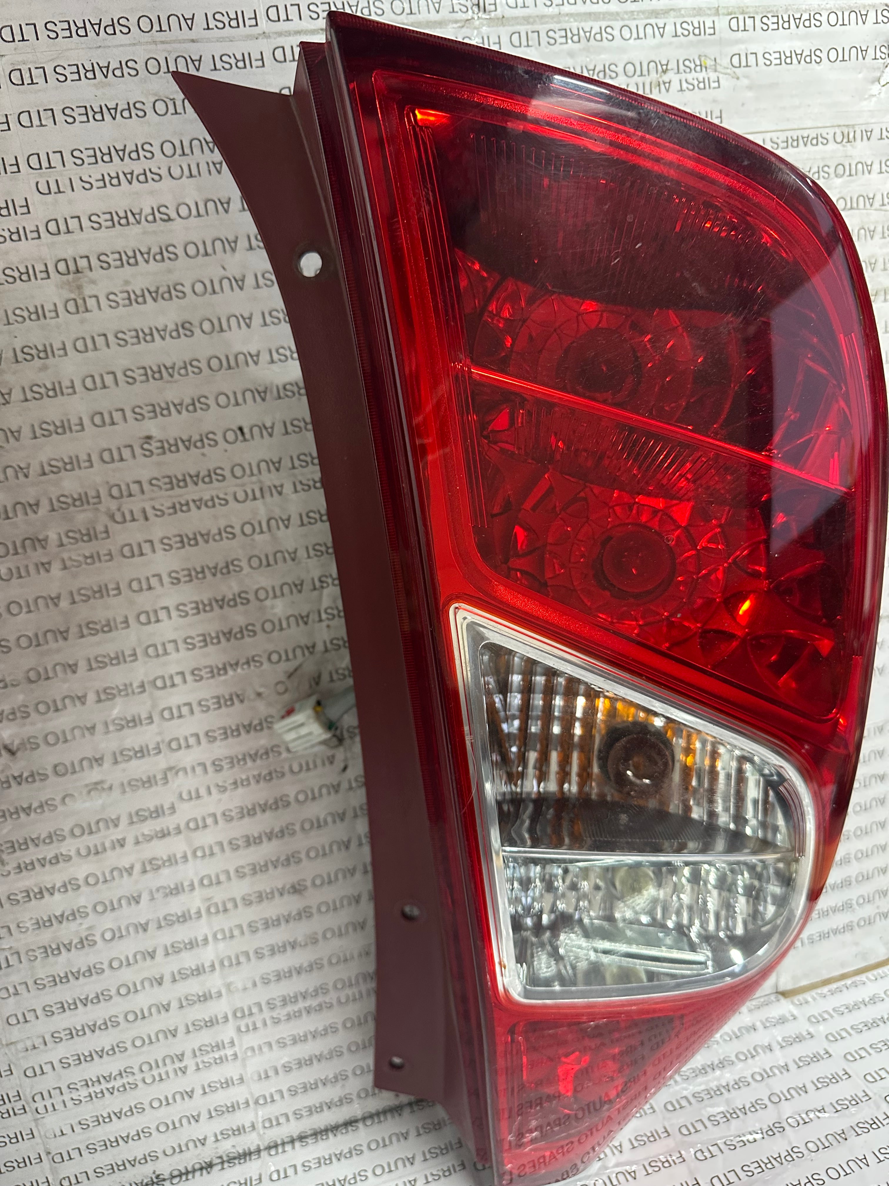 Hyundai i10 MK1 Facelift Nearside Passenger Rear Light (92401-0X1)