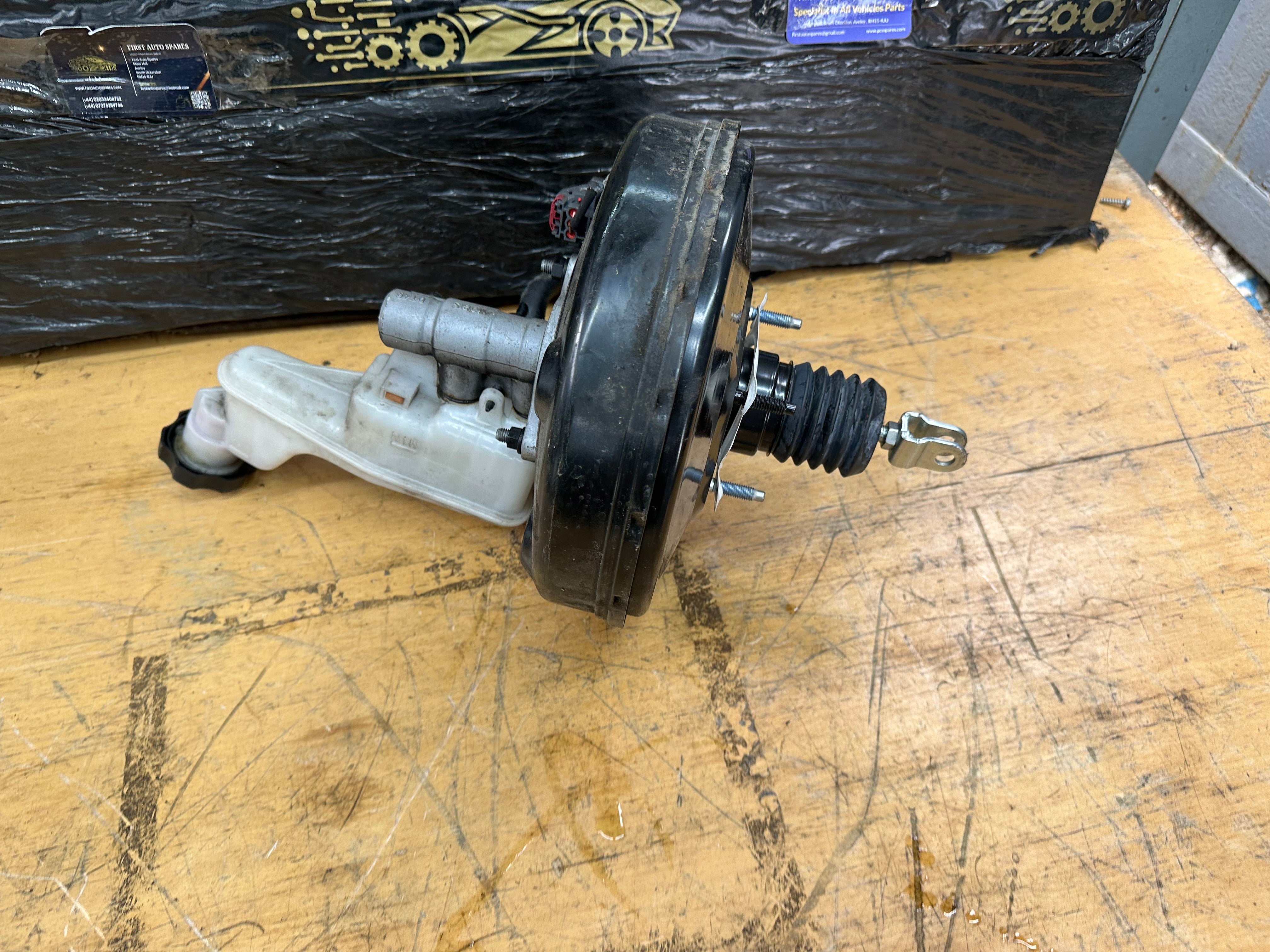 Hyundai i30 2016 / Kia Brake Servo & Master Cylinder (59110-A6550)
