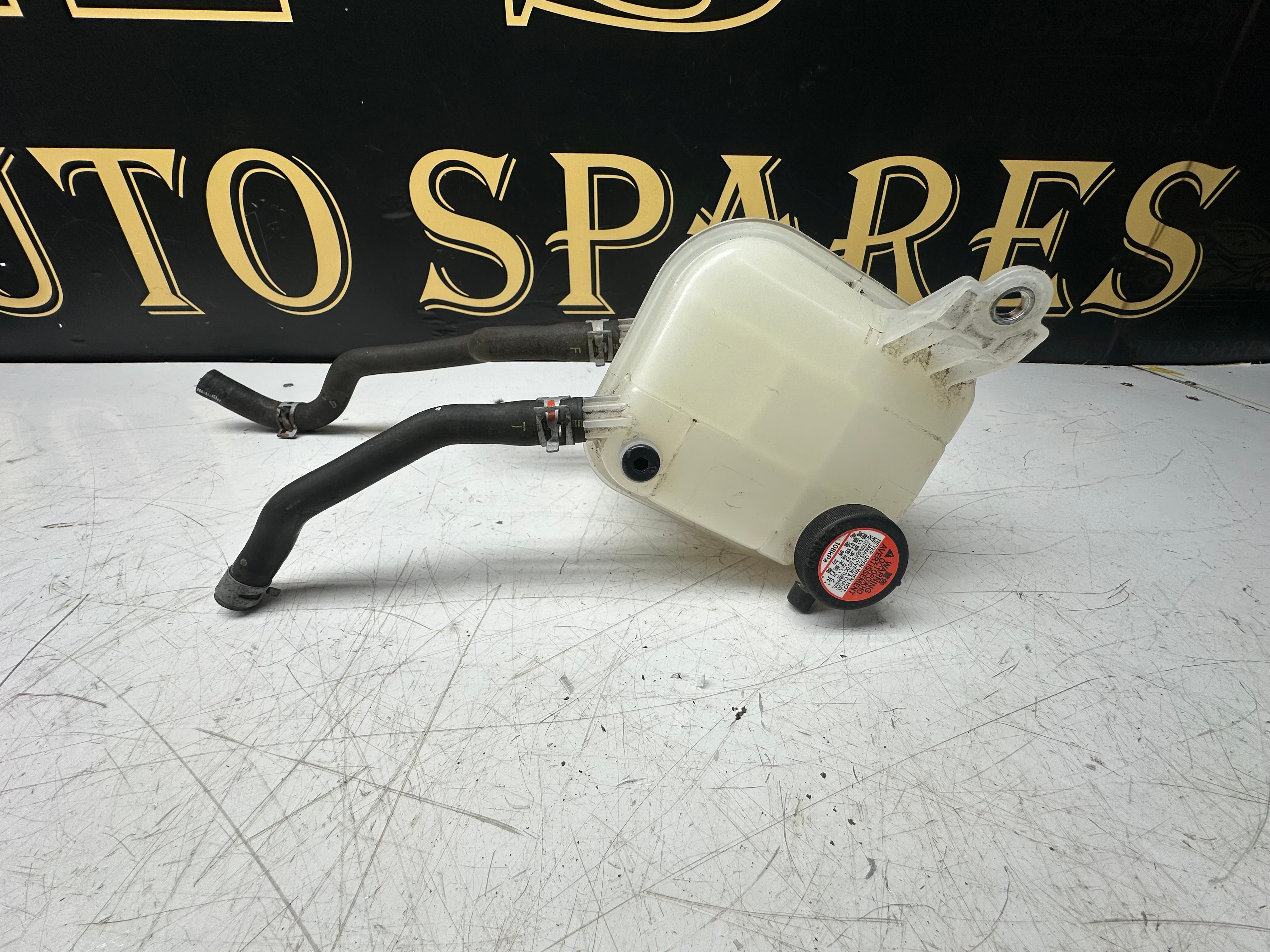 Toyota C-HR 2016-21 1.8 Hybrid Radiator Expansion Coolant Tank