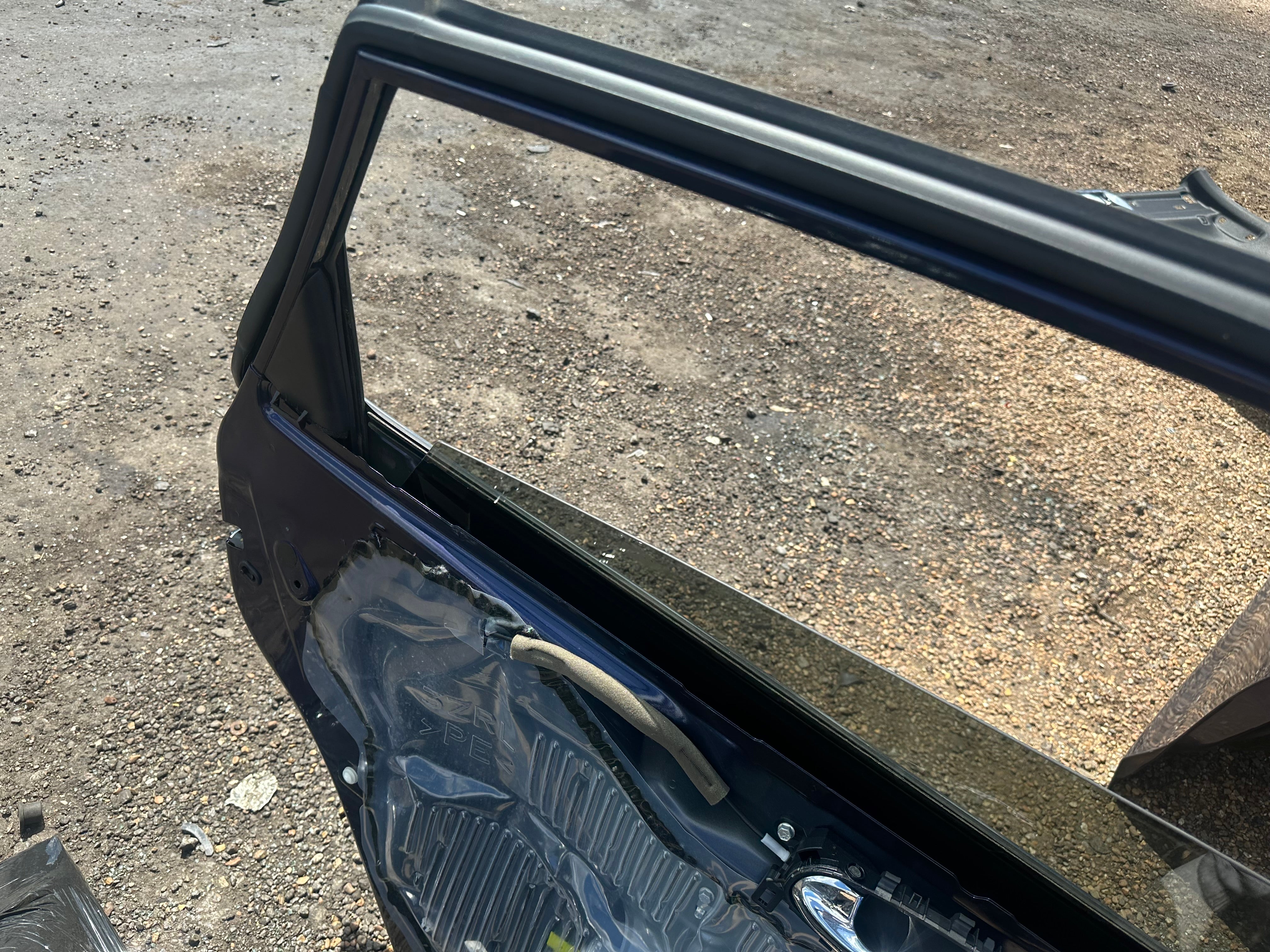 Nissan Pulsar 2014–2018 N/S/R Left Rear Door – Colour Code: RBR (Blue)