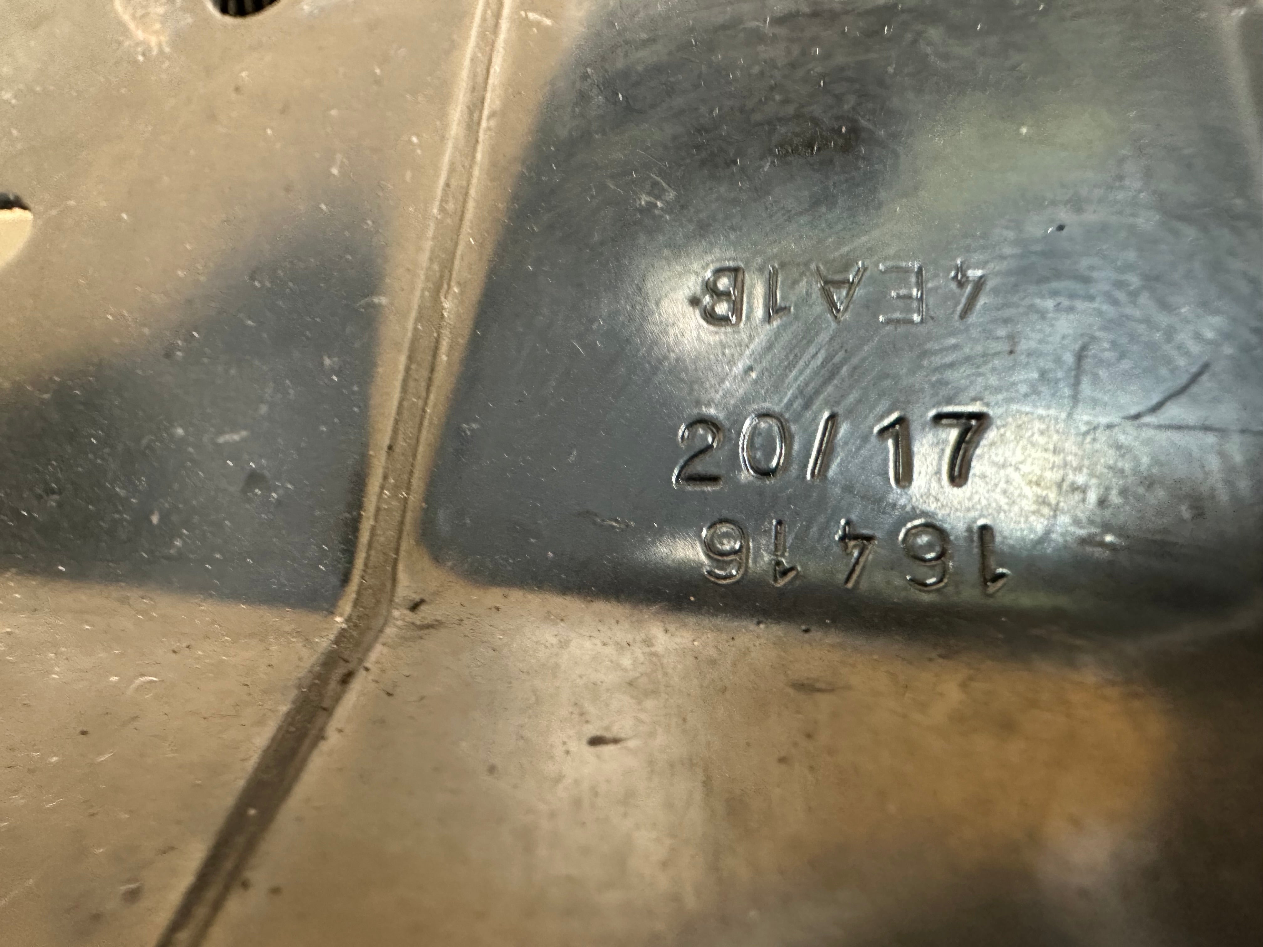 Renault Kadjar / Nissan Qashqai 2018 Diesel Fuel Filter and Housing (16400-4EA1B)