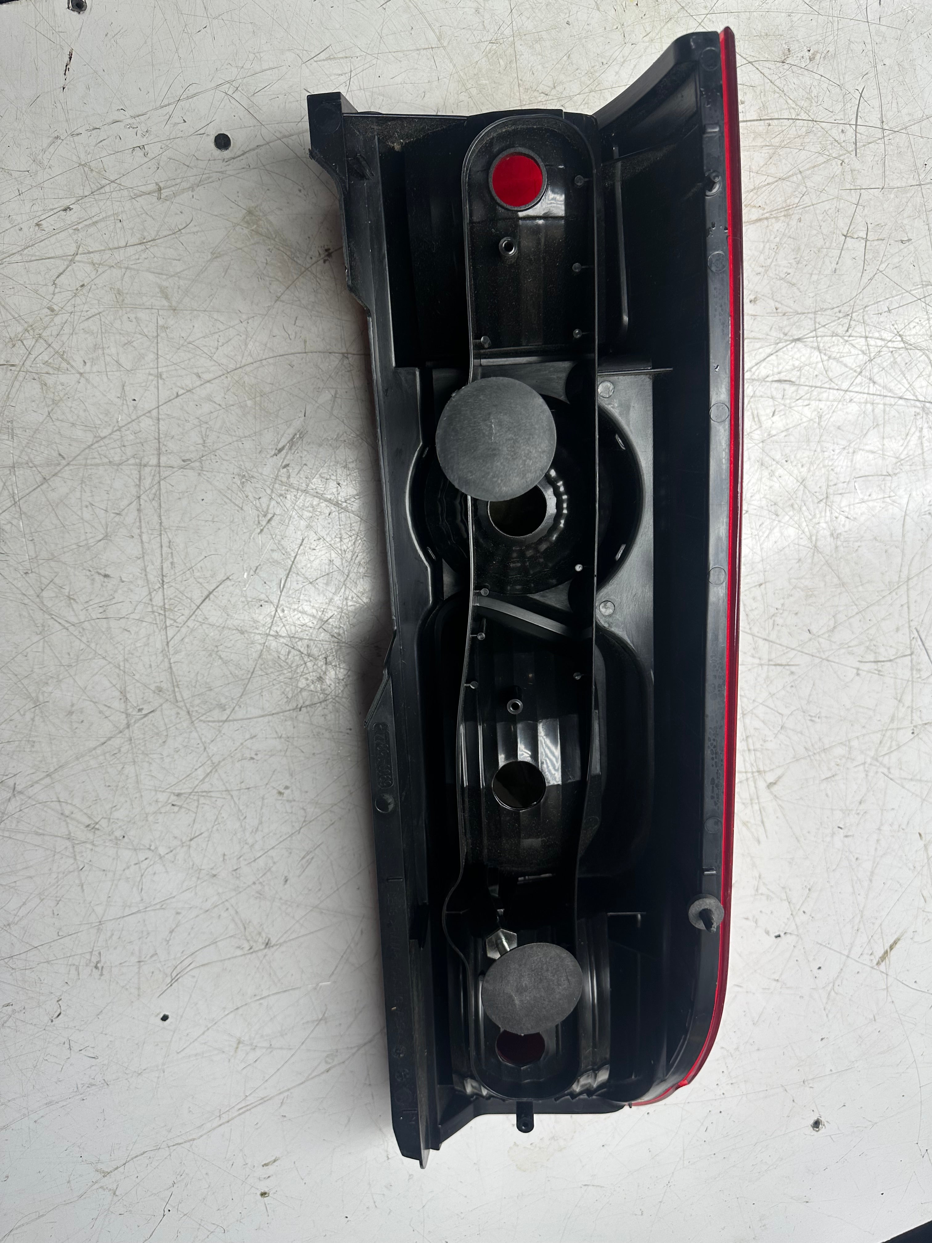 Peugeot 2006-2014 Right Rear Tail Light