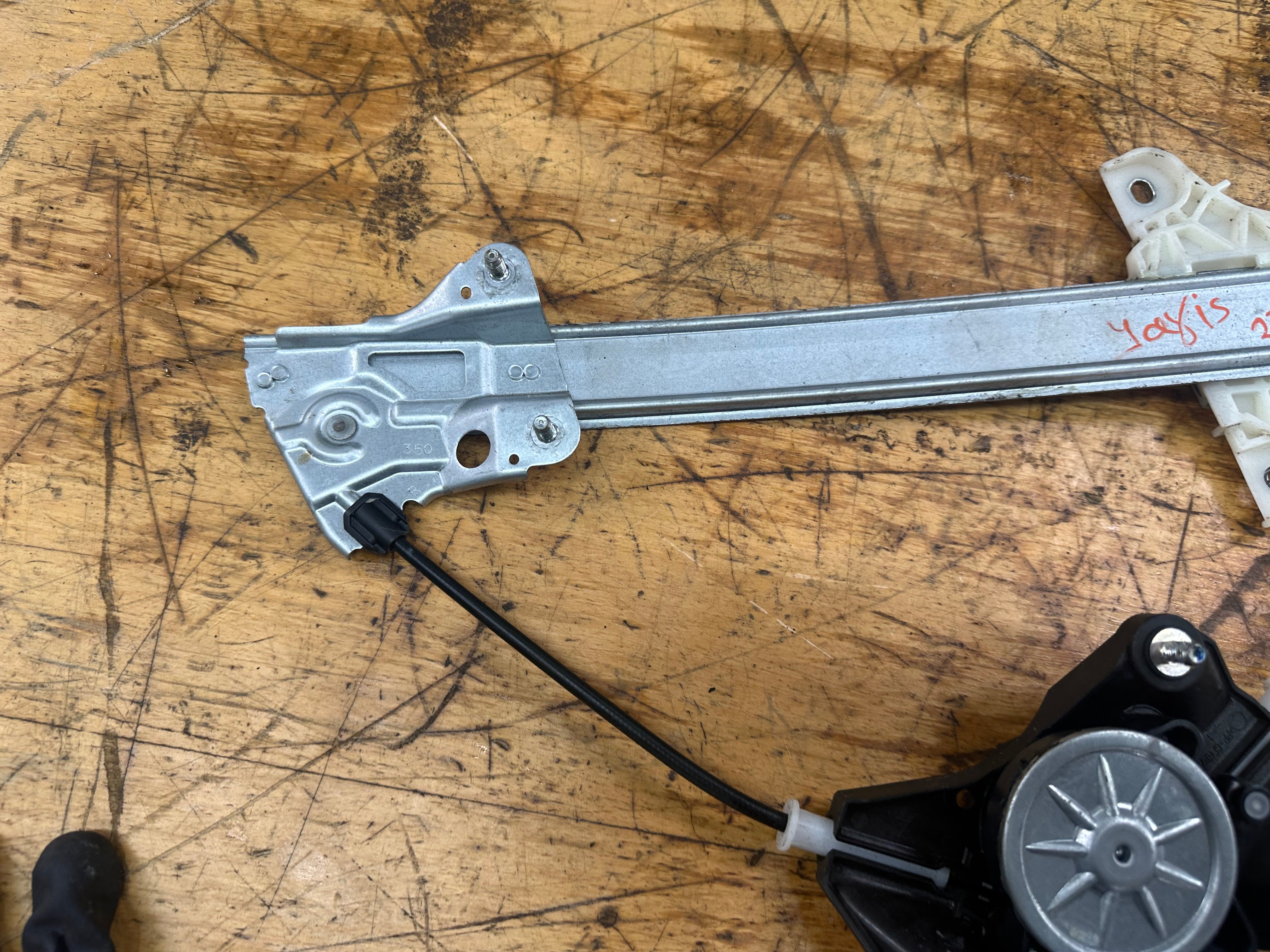 Toyota Yaris 2022 Front Right O/S/F Window Regulator (85710-K0020) (062020-6060)