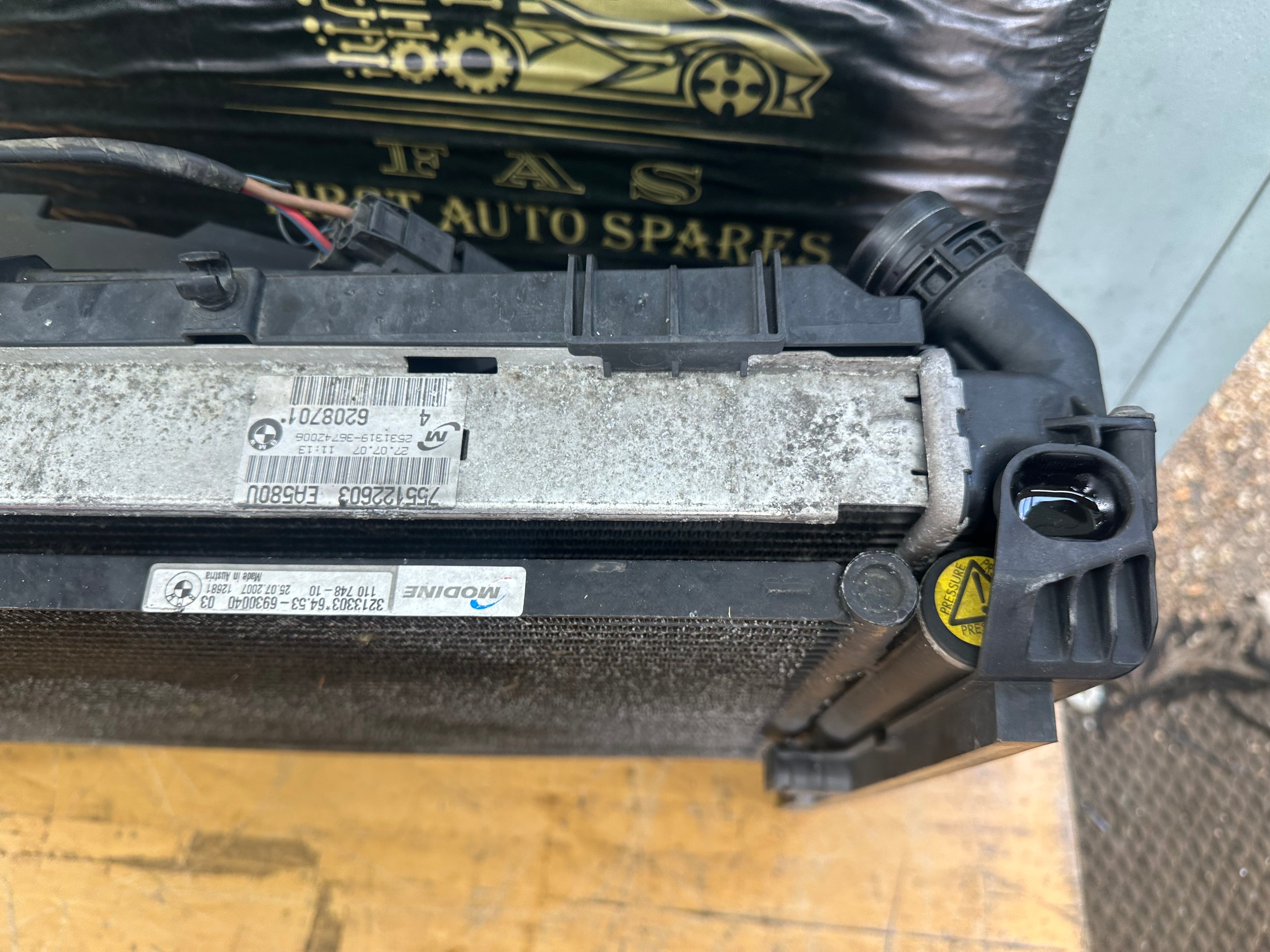 BMW 3 Series E90 318i 320i 2007–13 2.0 Petrol Complete Rad Pack (6930040)