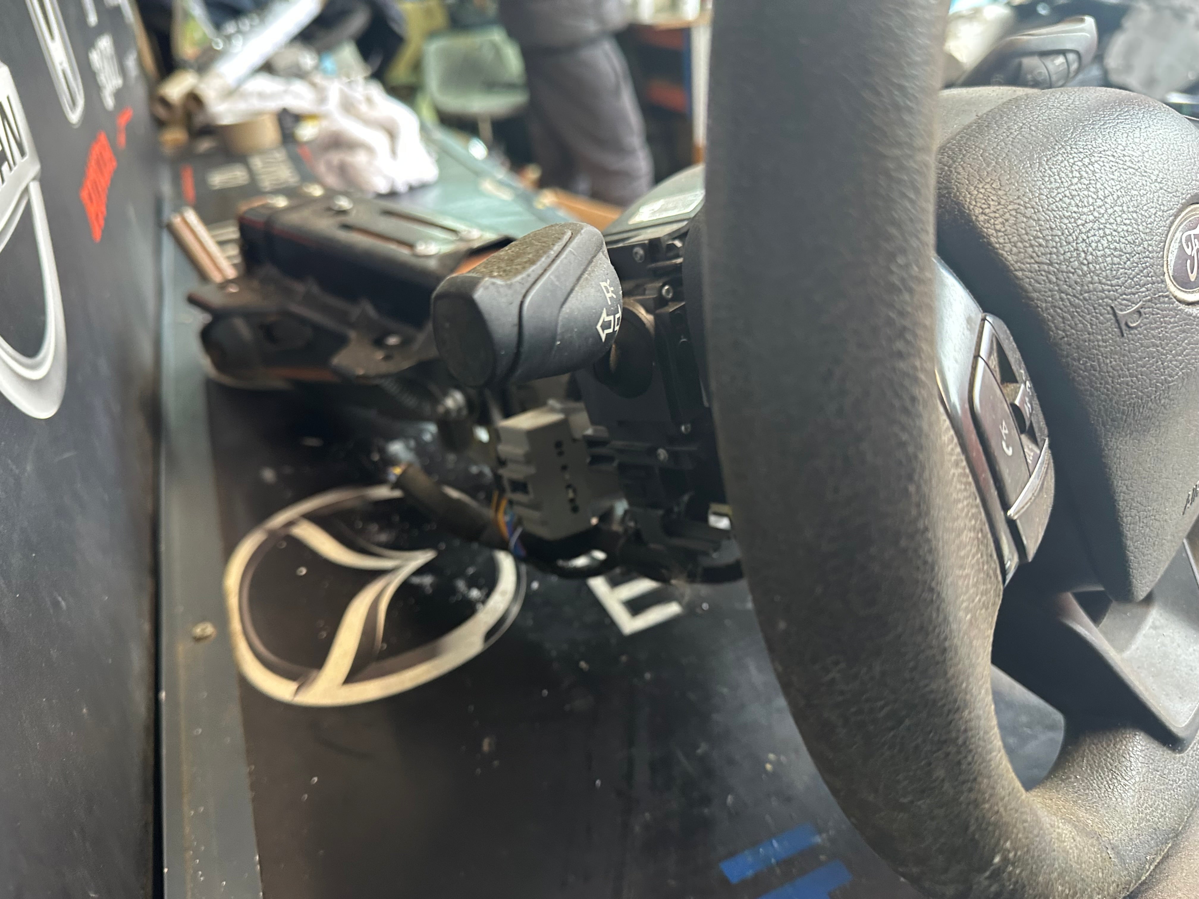 Ford Transit Complete Steering Column (KK3T-14B522-AC, KK3T-3F944-AB)