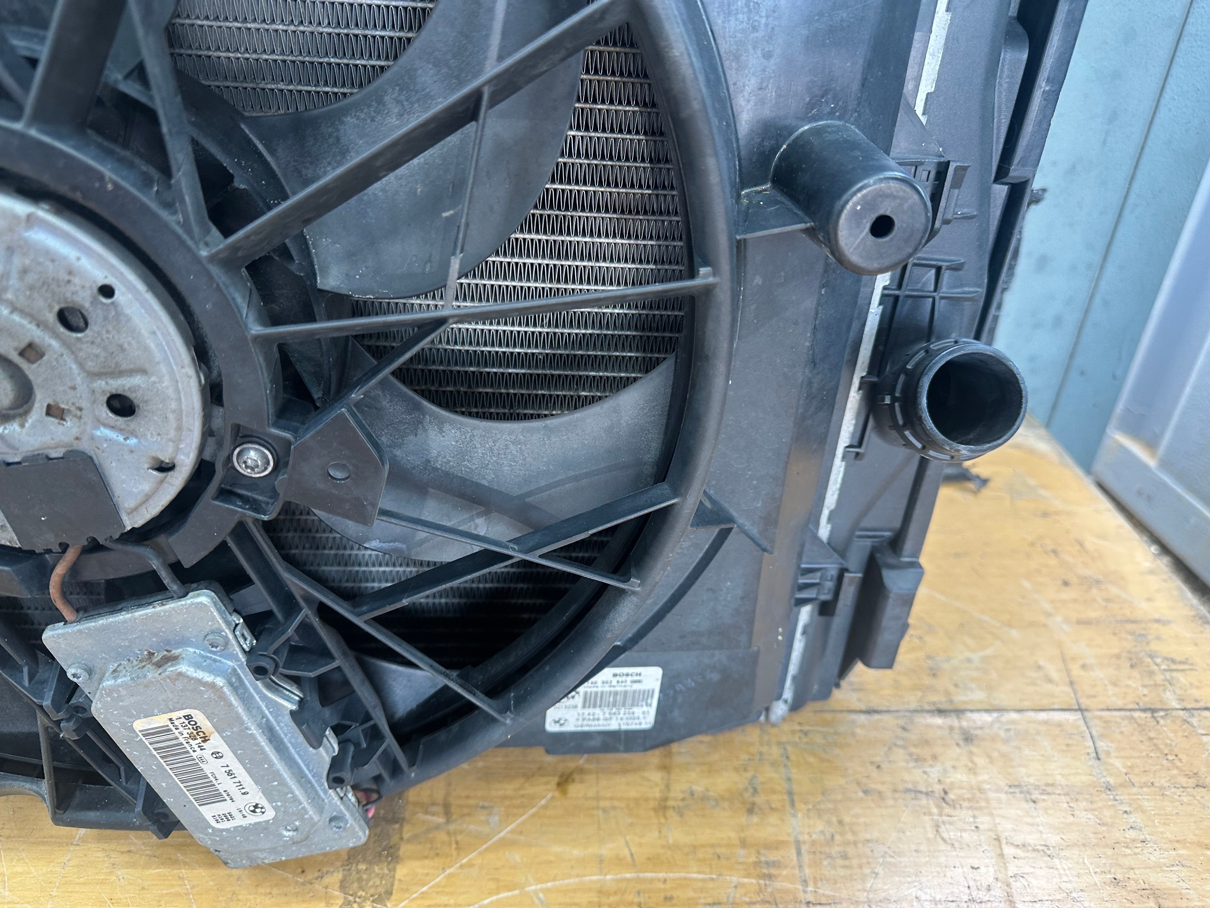 BMW 3 Series E90 318i 320i 2007–13 2.0 Petrol Complete Rad Pack (6930040)