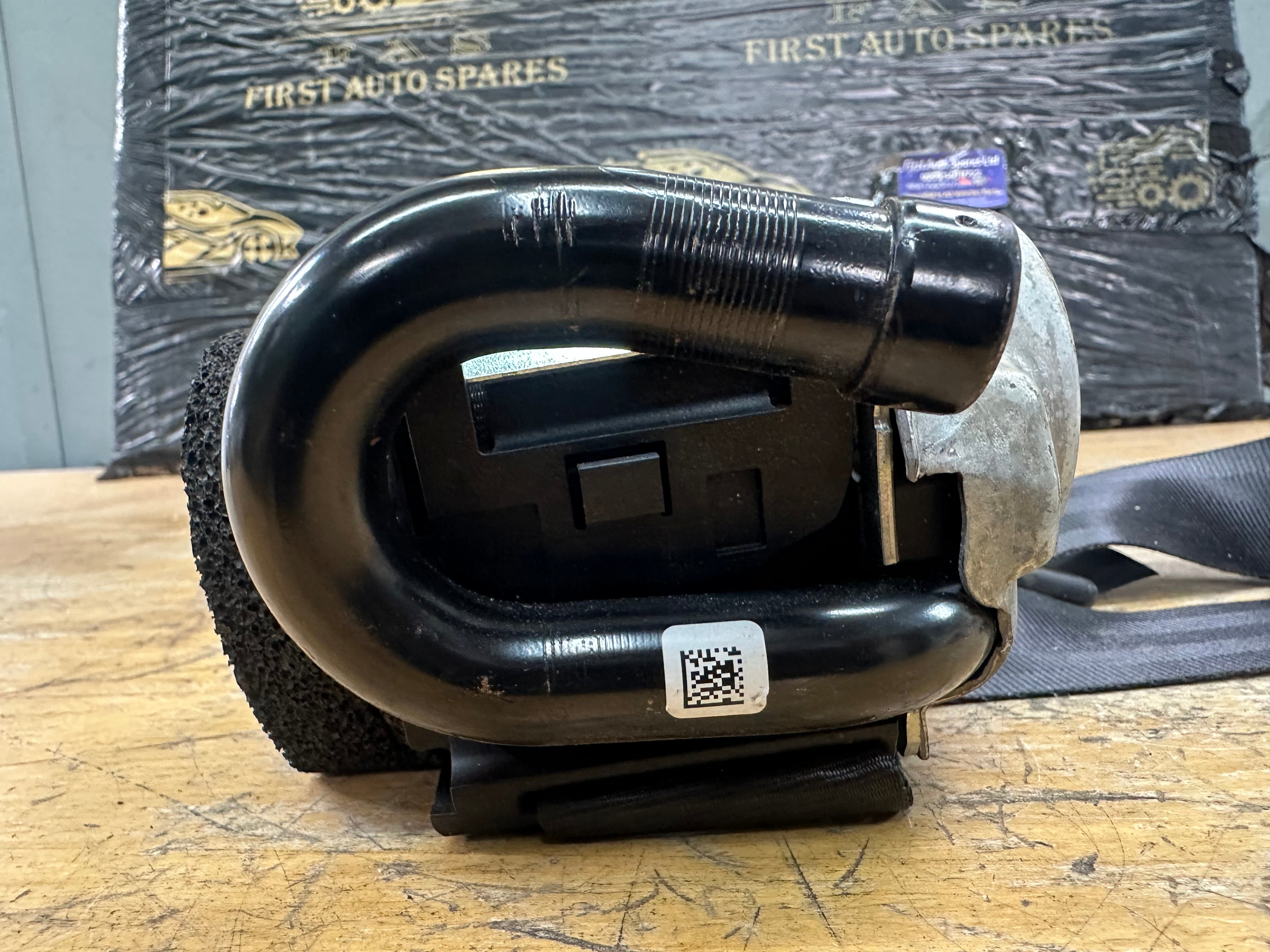 Ford Fiesta Mk8 Rear Right 2nd Row Seat Belt (H1BB-A611B68-AF) (34133468E)