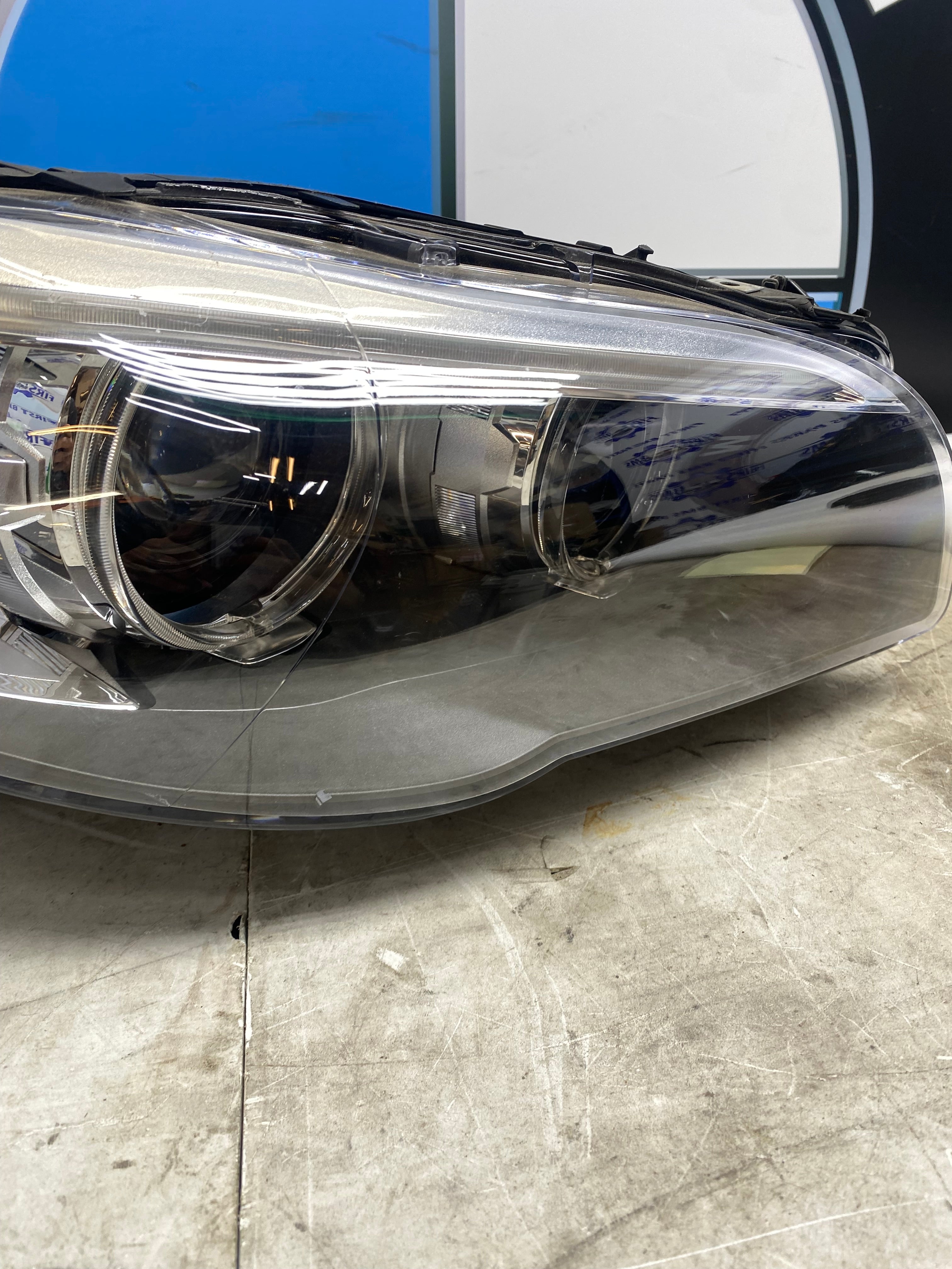 BMW 5 Series F10/F11 Front Driver Side Headlight Bi-Xenon 2013–2017 Facelift