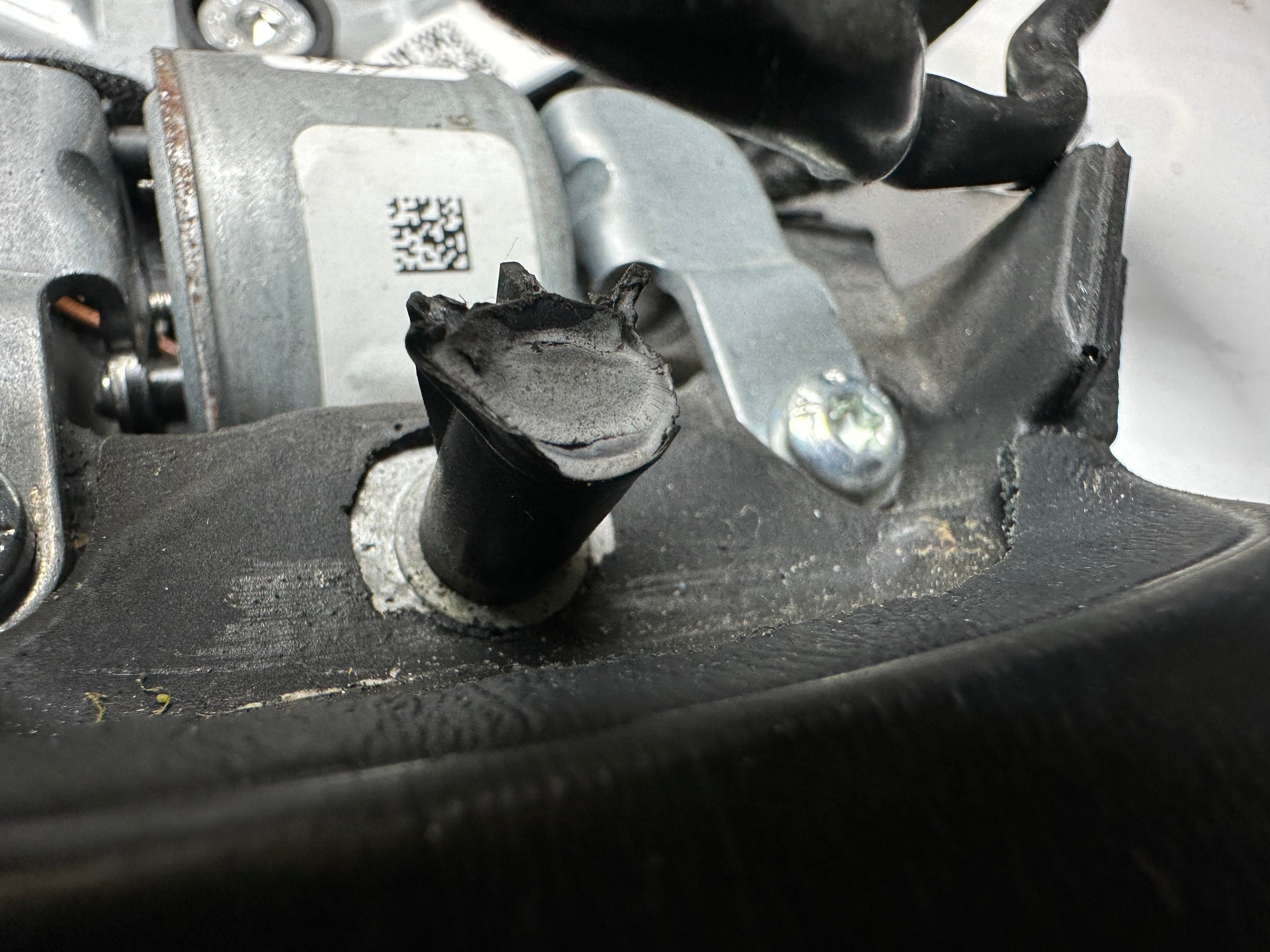 BMW F15 X5 2013–2016 Multifunction Leather Steering Wheel (2460575385-02)